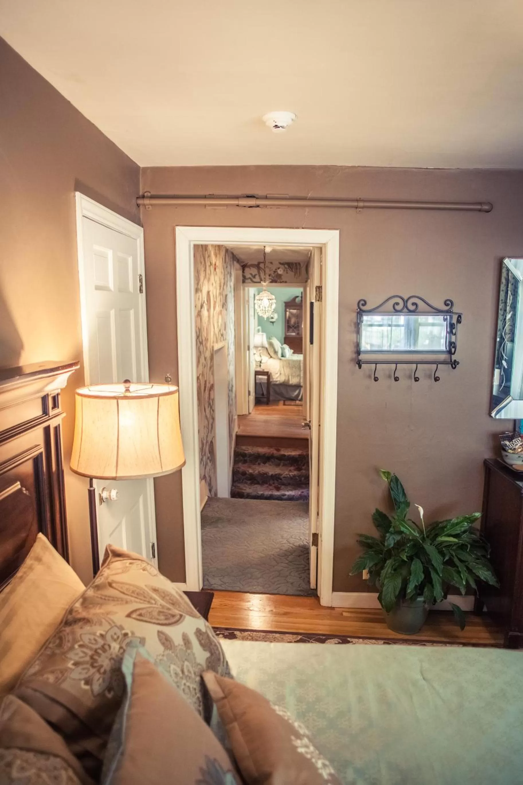 Bedroom, Bed in Silver Heart Inn & Cottages