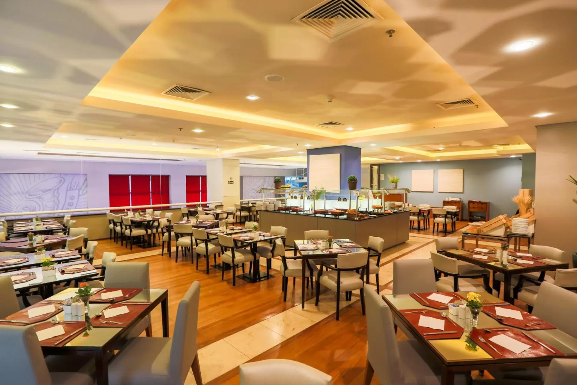 Restaurant/places to eat in Pestana Curitiba