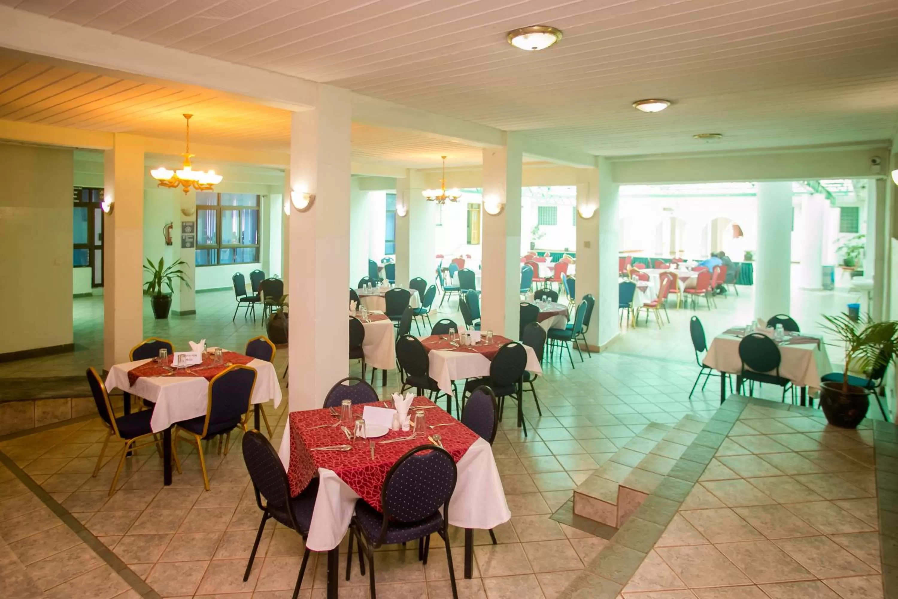 Restaurant/places to eat in Desmond Tutu Conference Centre