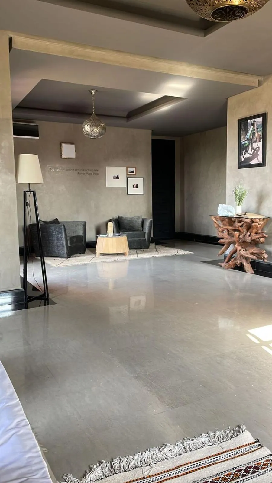 Seating area in Fellah Hotel