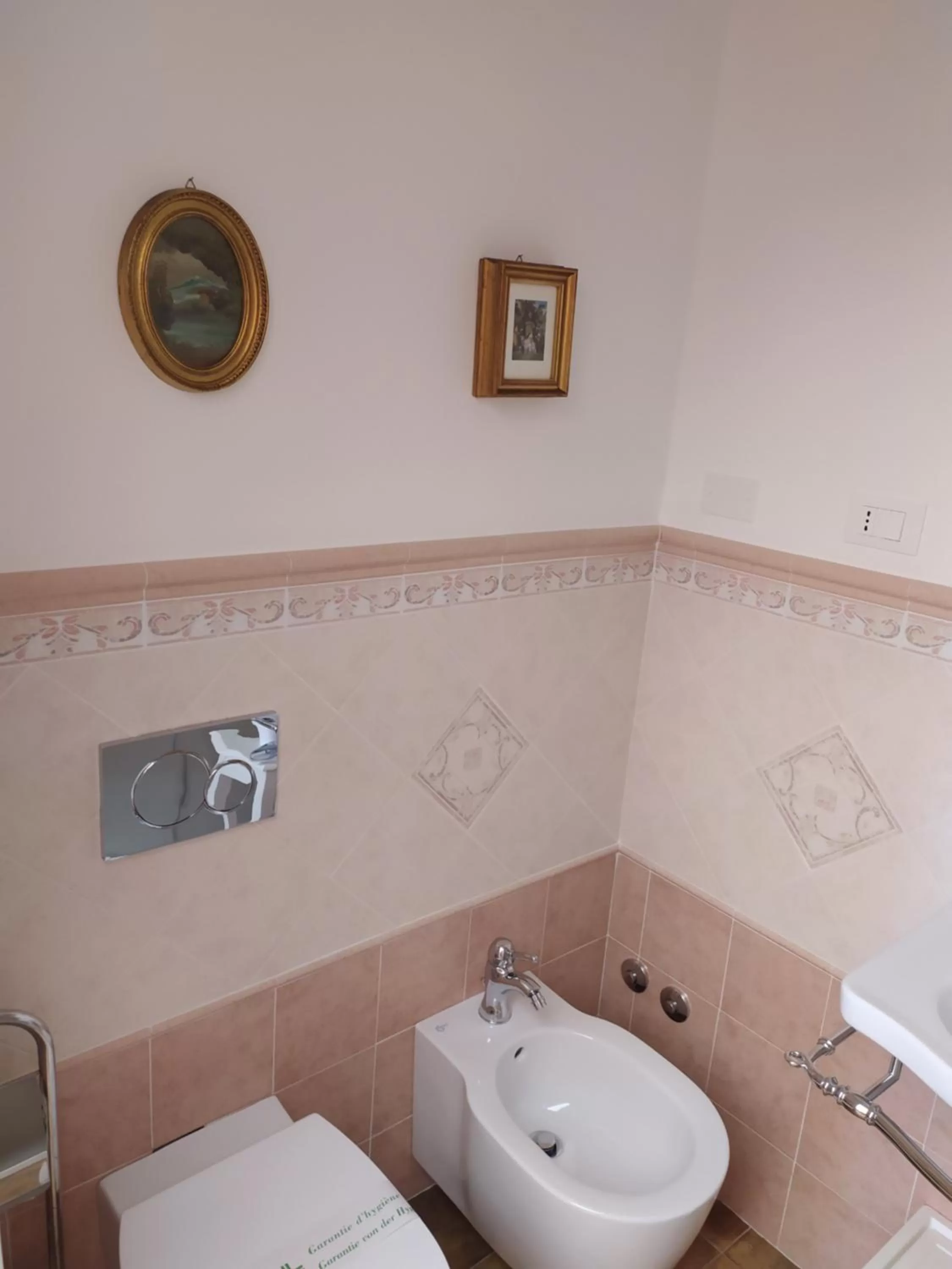 Bathroom in B&B Domvs tva