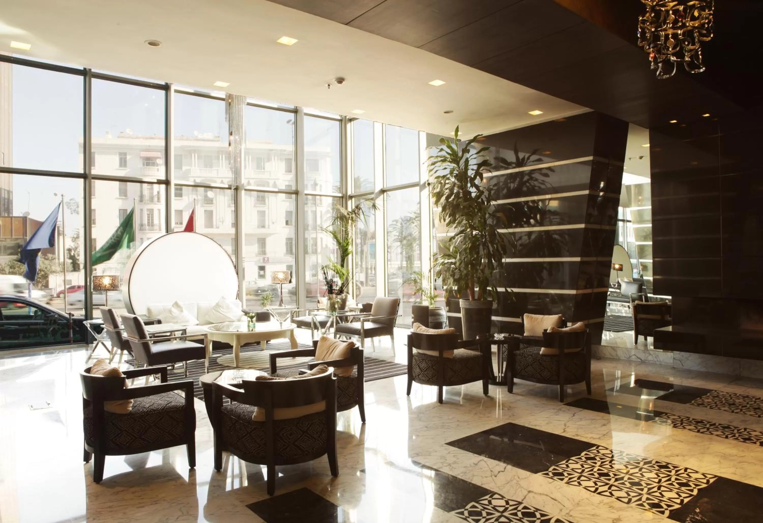 Living room, Restaurant/Places to Eat in Hôtel Farah Casablanca