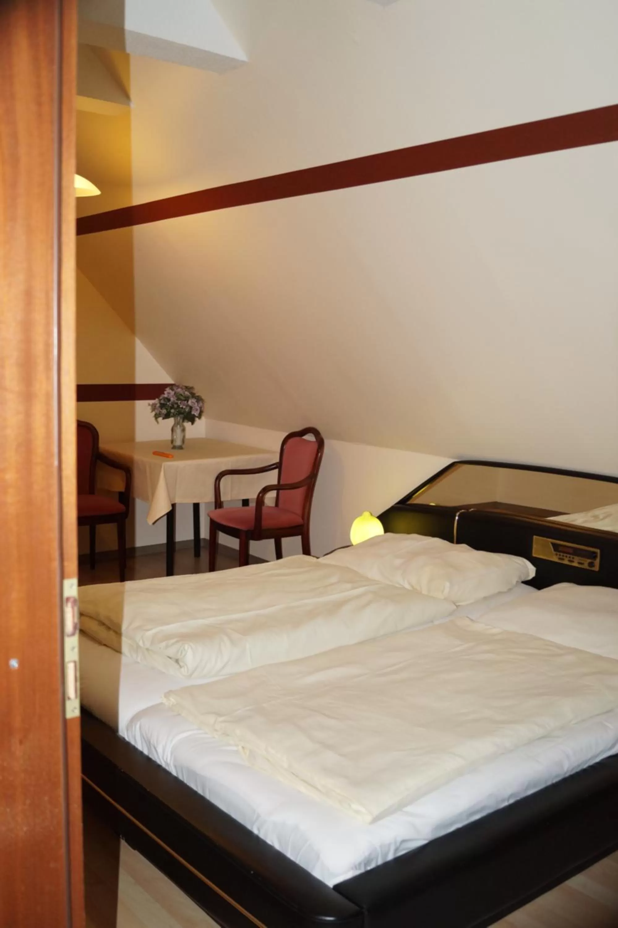 Bedroom, Bed in La Fontana