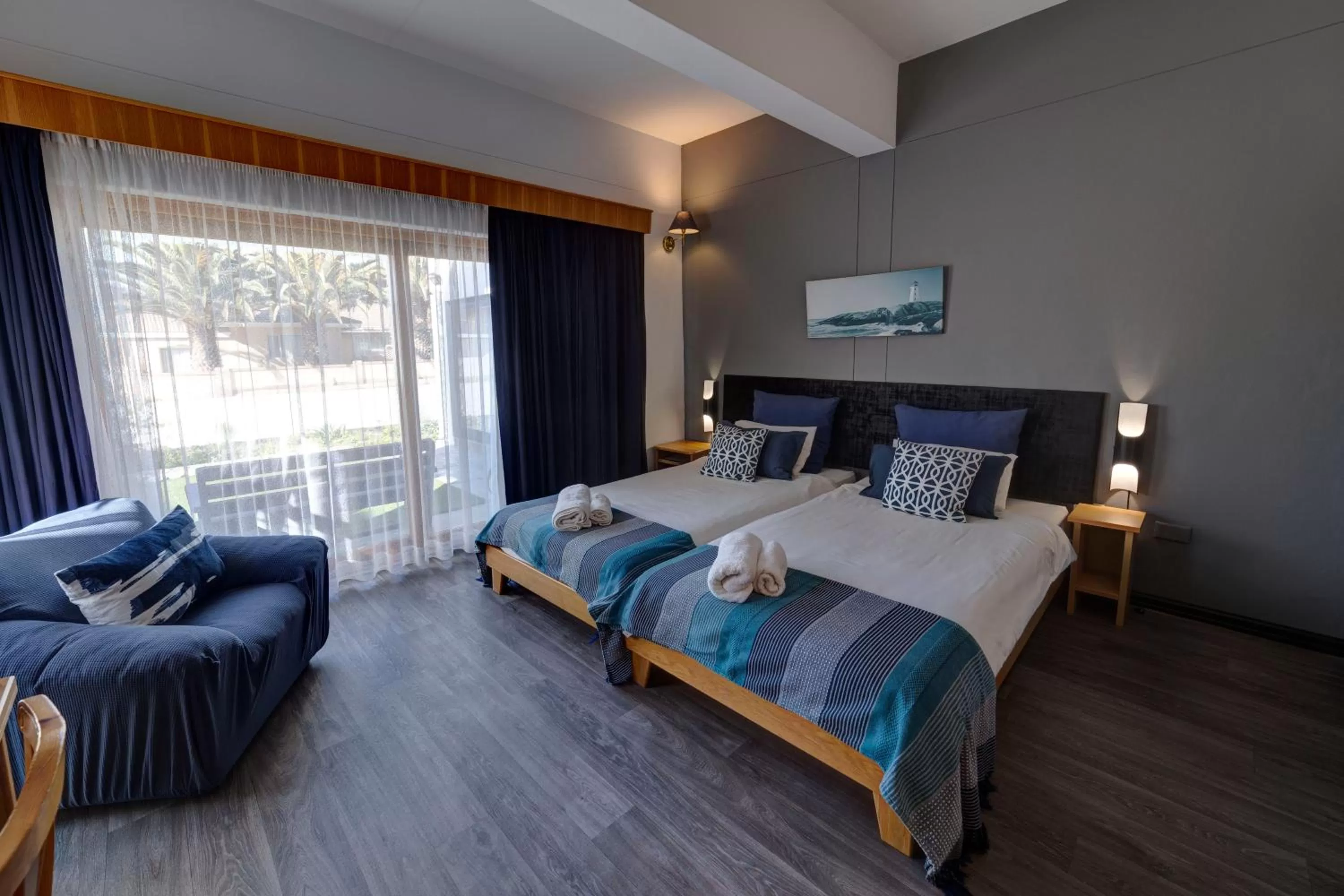 Photo of the whole room, Bed in Royal Sea Star Guesthouse