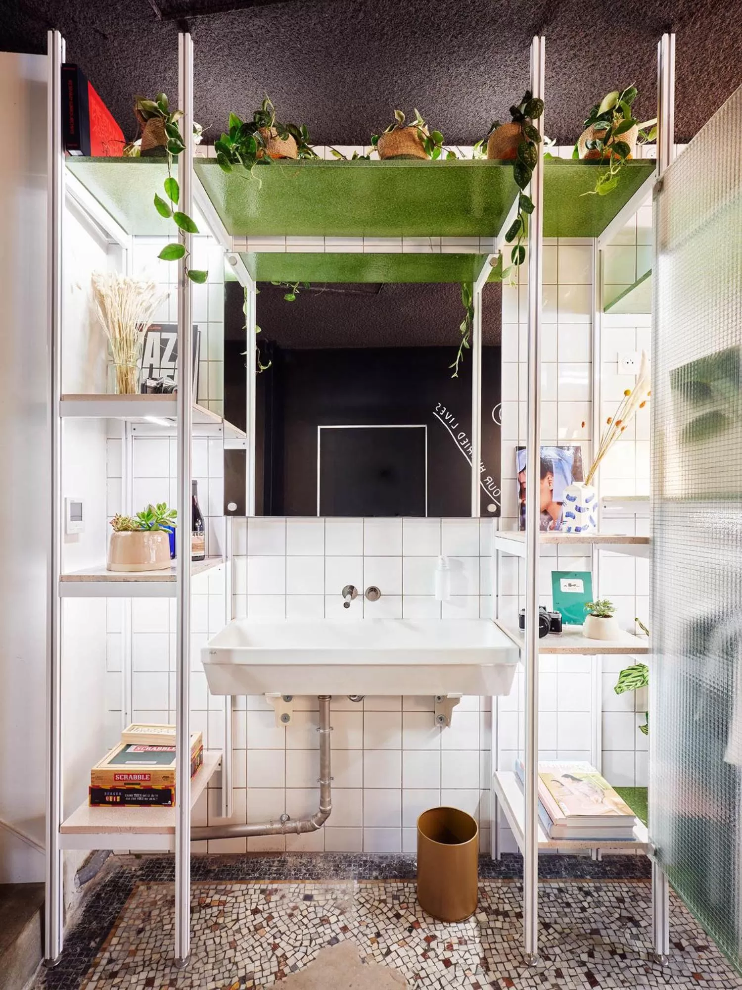 Bathroom in French Theory