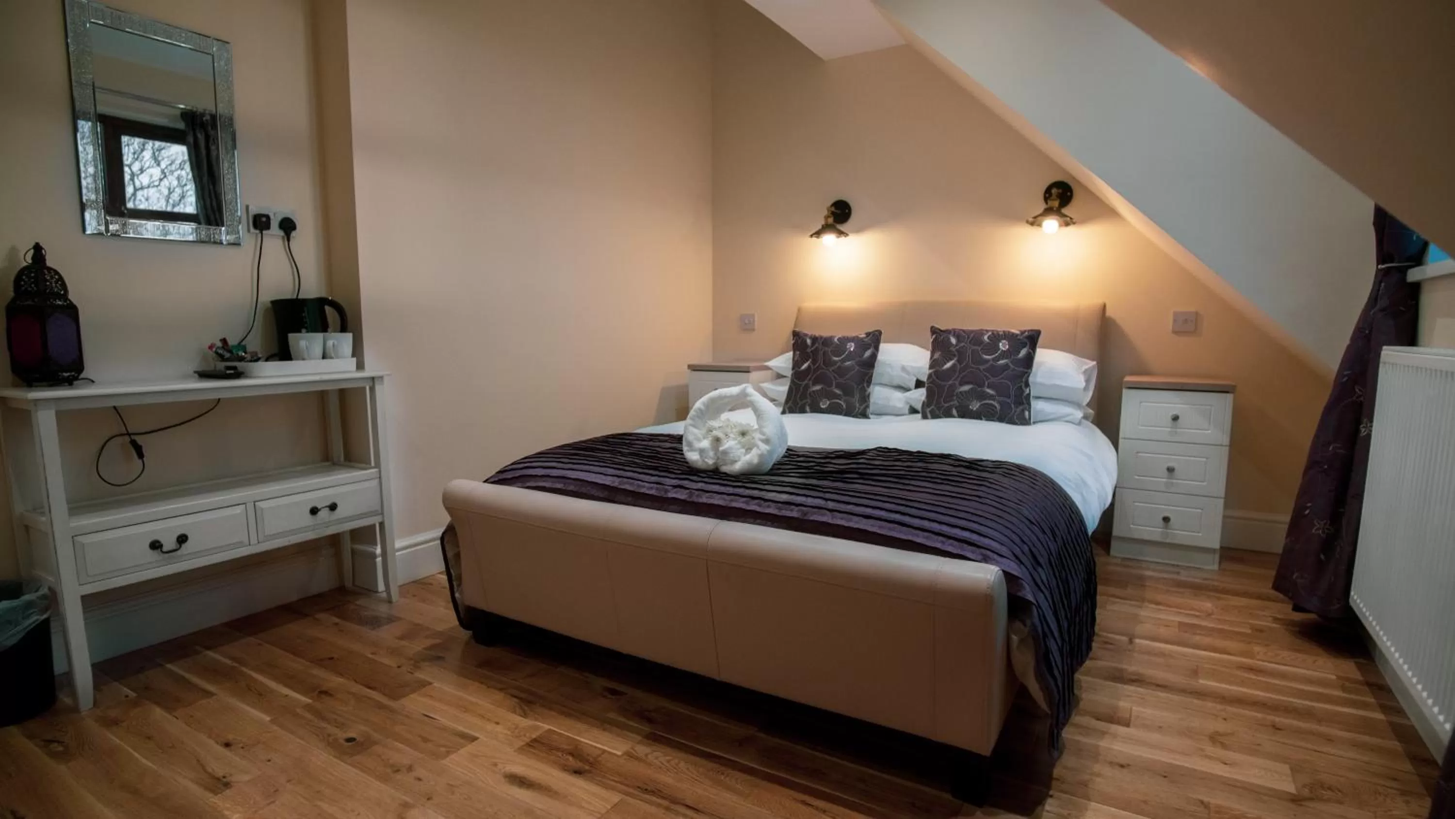 Bed in The Pebley Inn