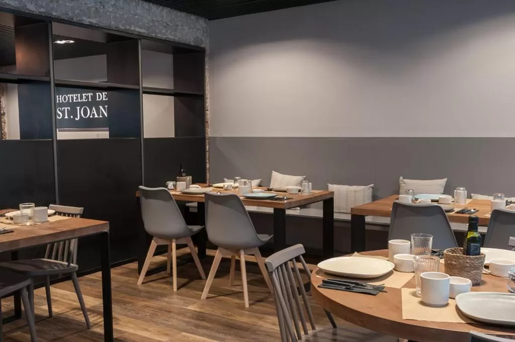 Area and facilities in Hotelet de Sant joan