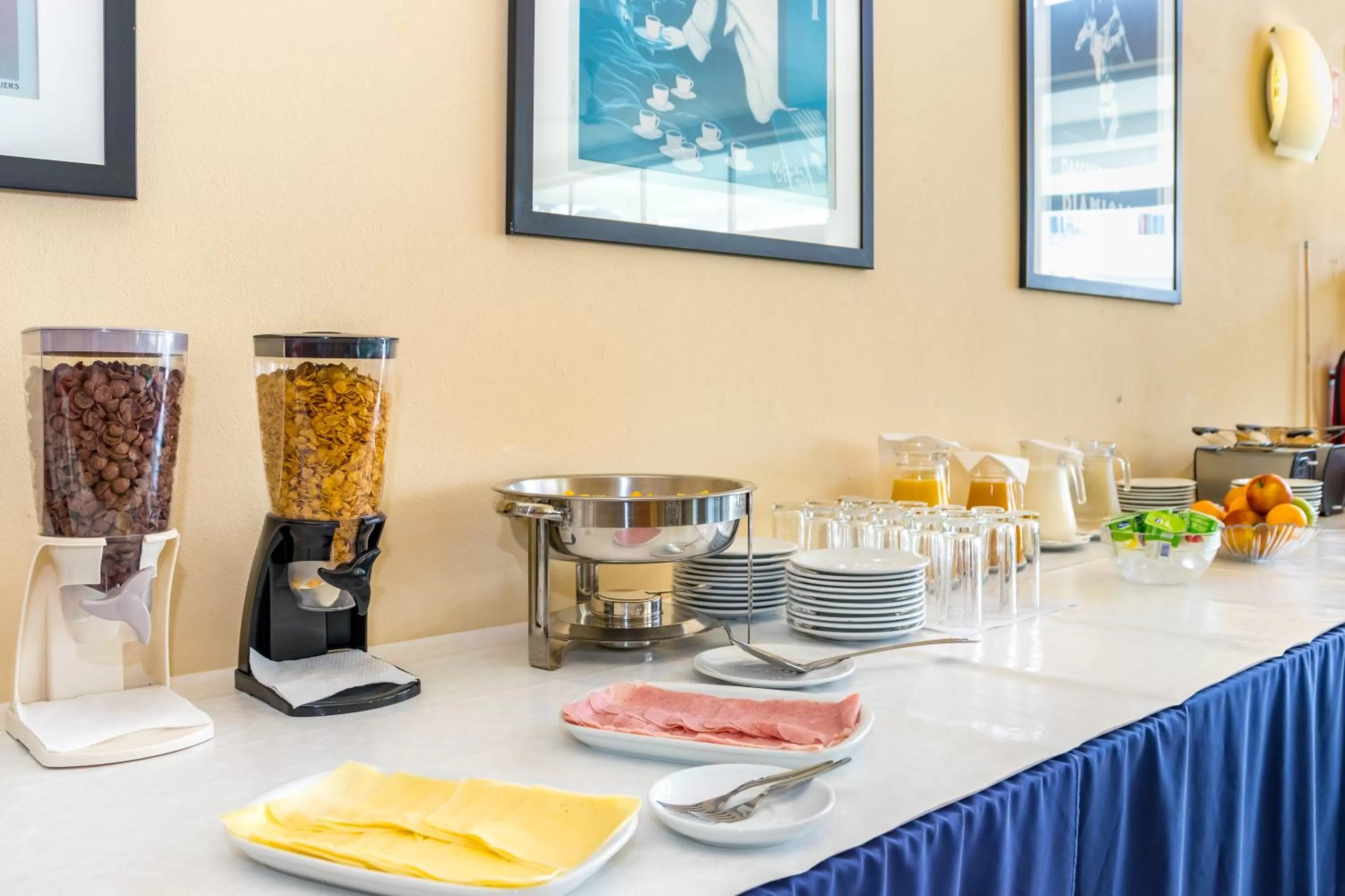 Food and drinks in Pateo Village