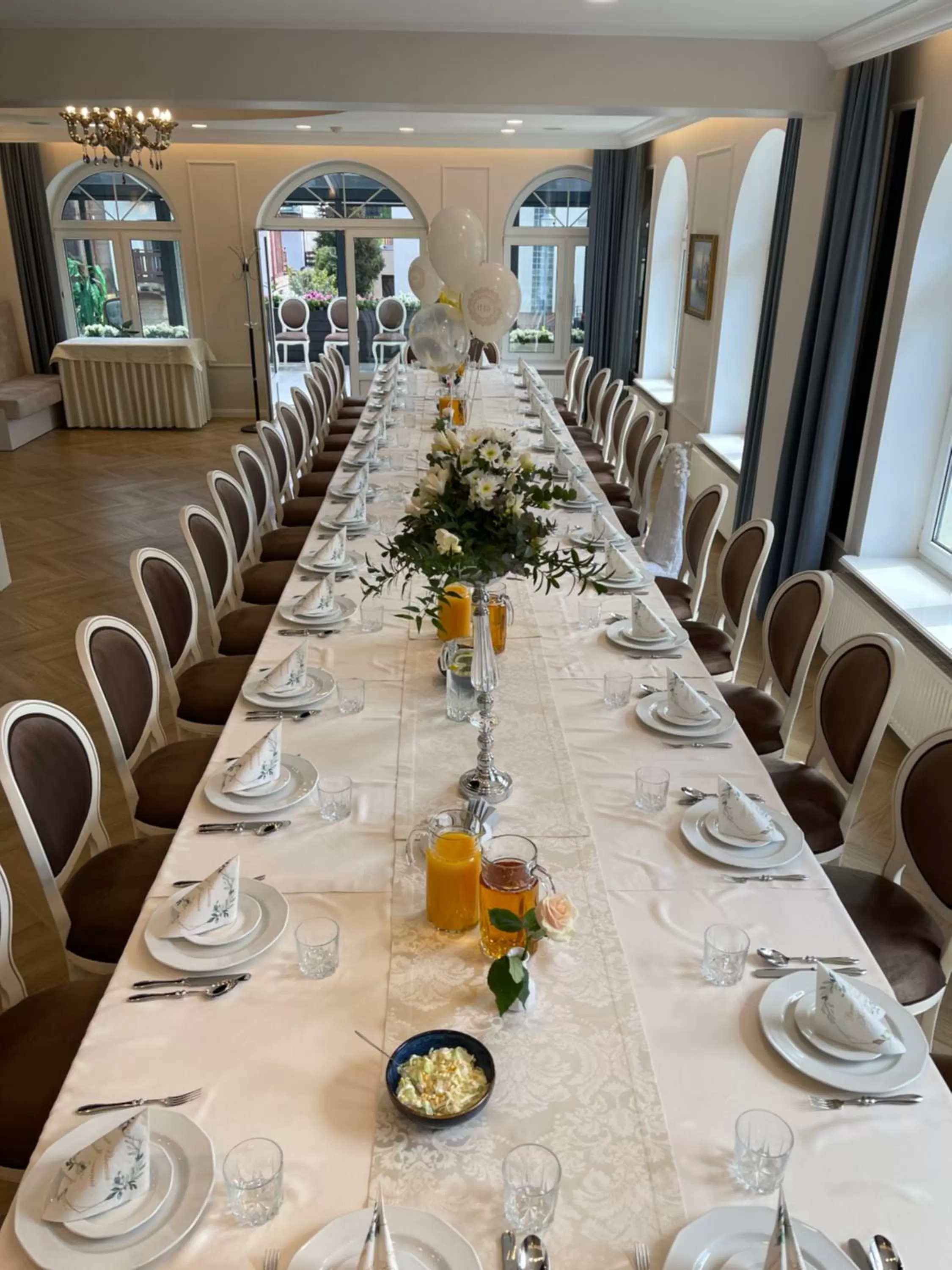 Restaurant/places to eat in Moris Boutique Beach Hotel