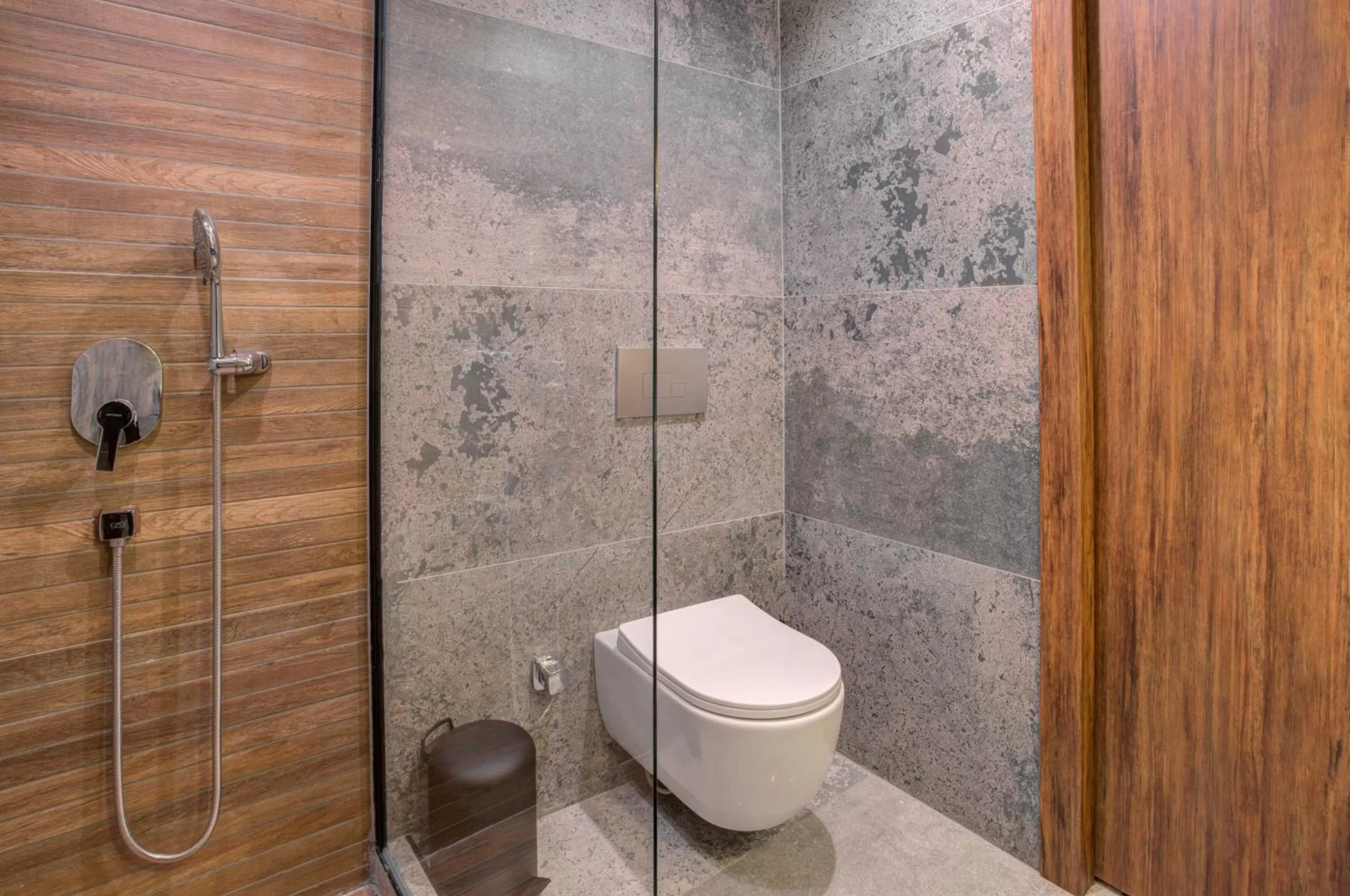 Toilet in Depiero Hotel Karaköy