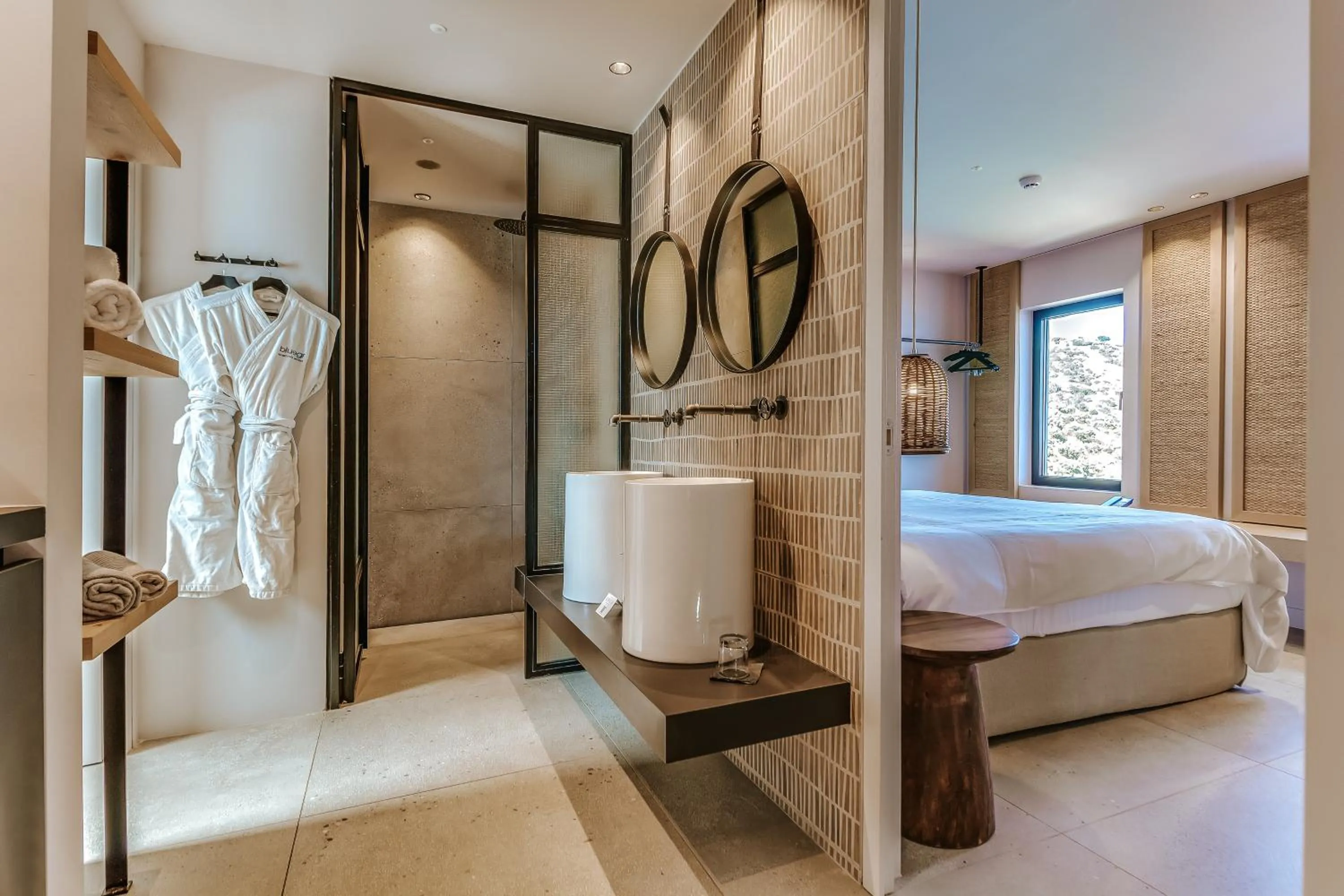 Bathroom, Bed in Candia Park Village