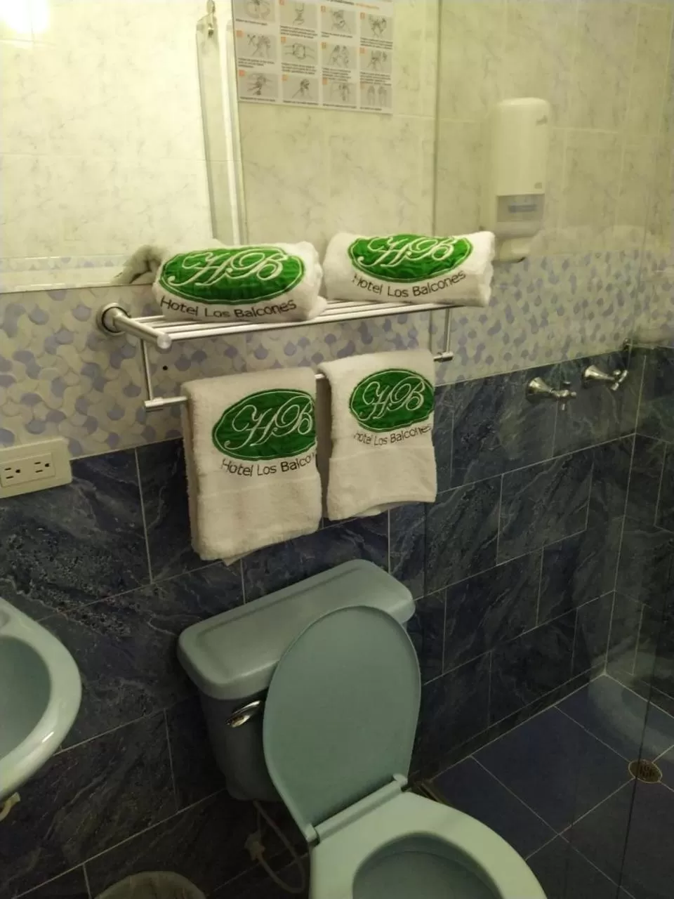 HOTEL LOS BALCONES