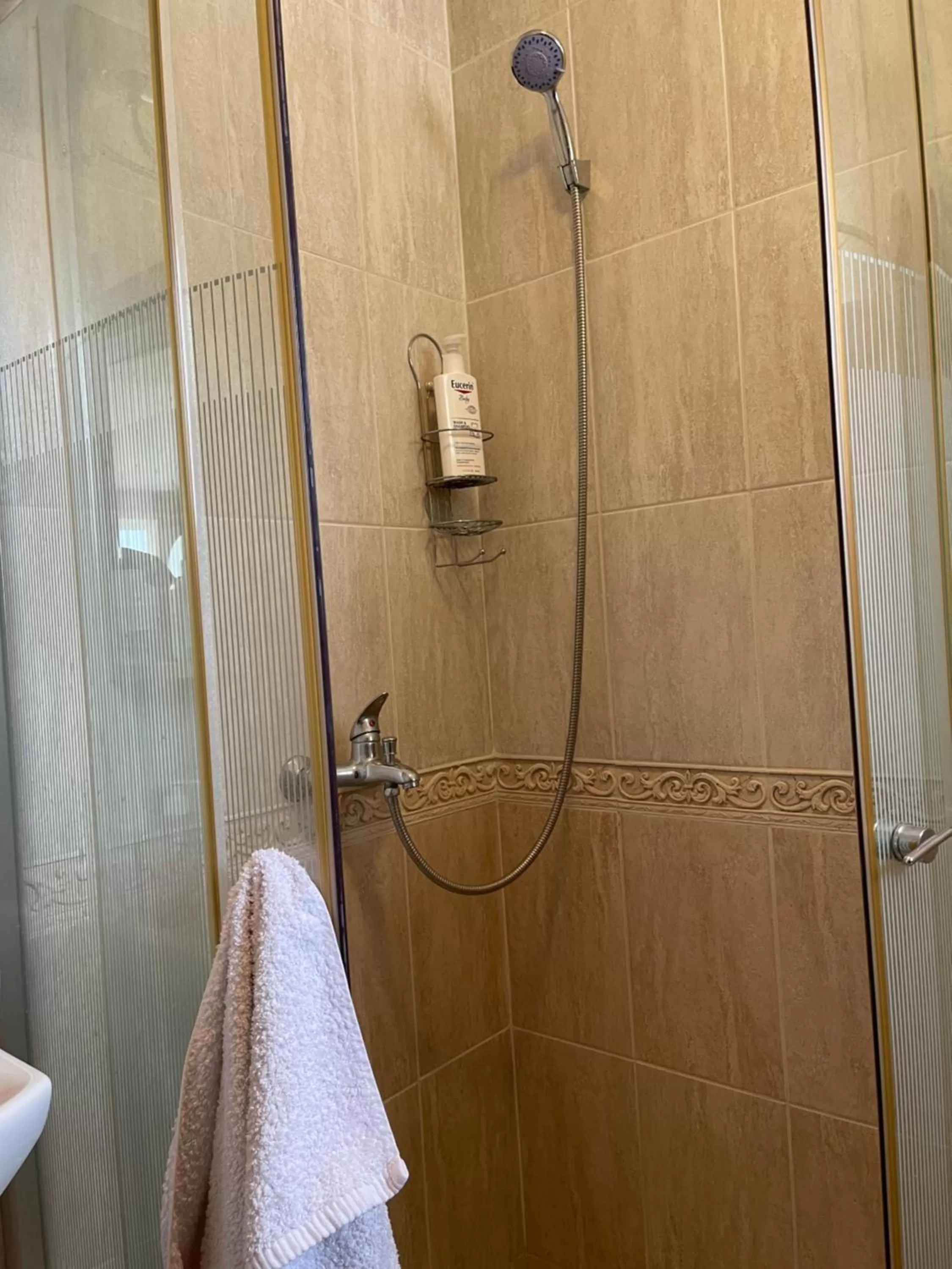 Shower in Ravda Family Resort. Park&Sea