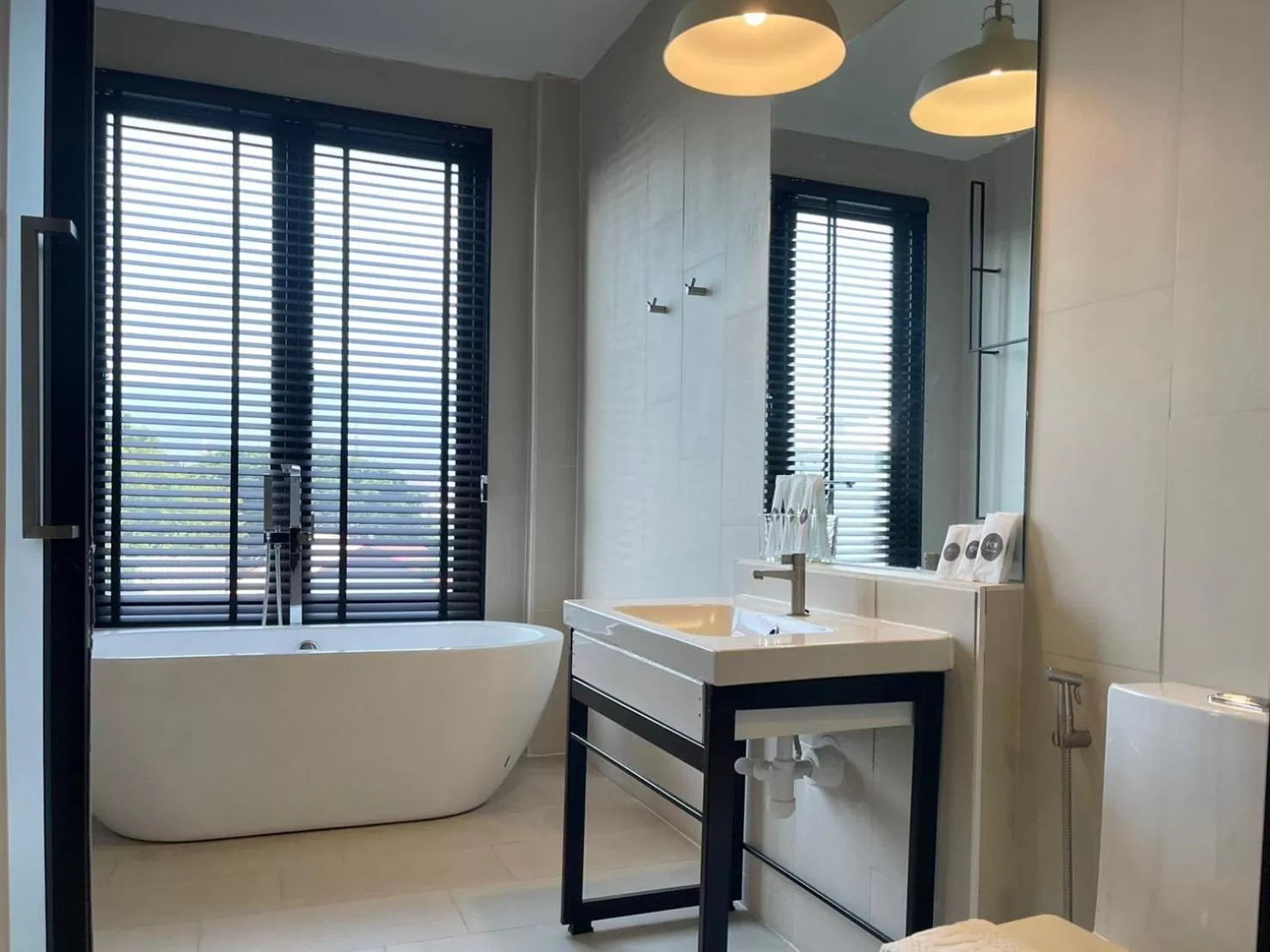 Family Room with Bath in POR Santitham