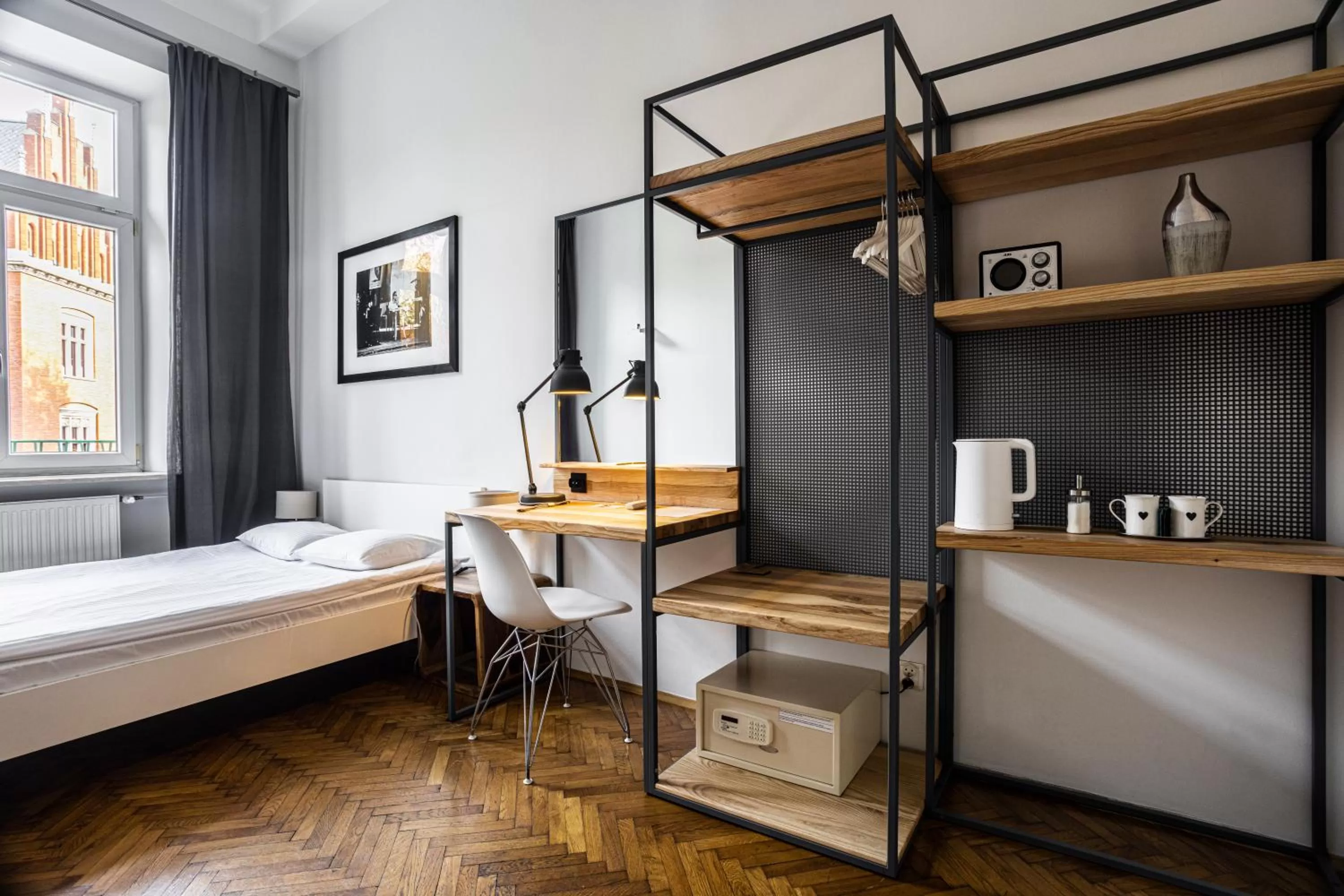 Coffee/tea facilities, Bed in NOVUMHOUSE - Straszewskiego