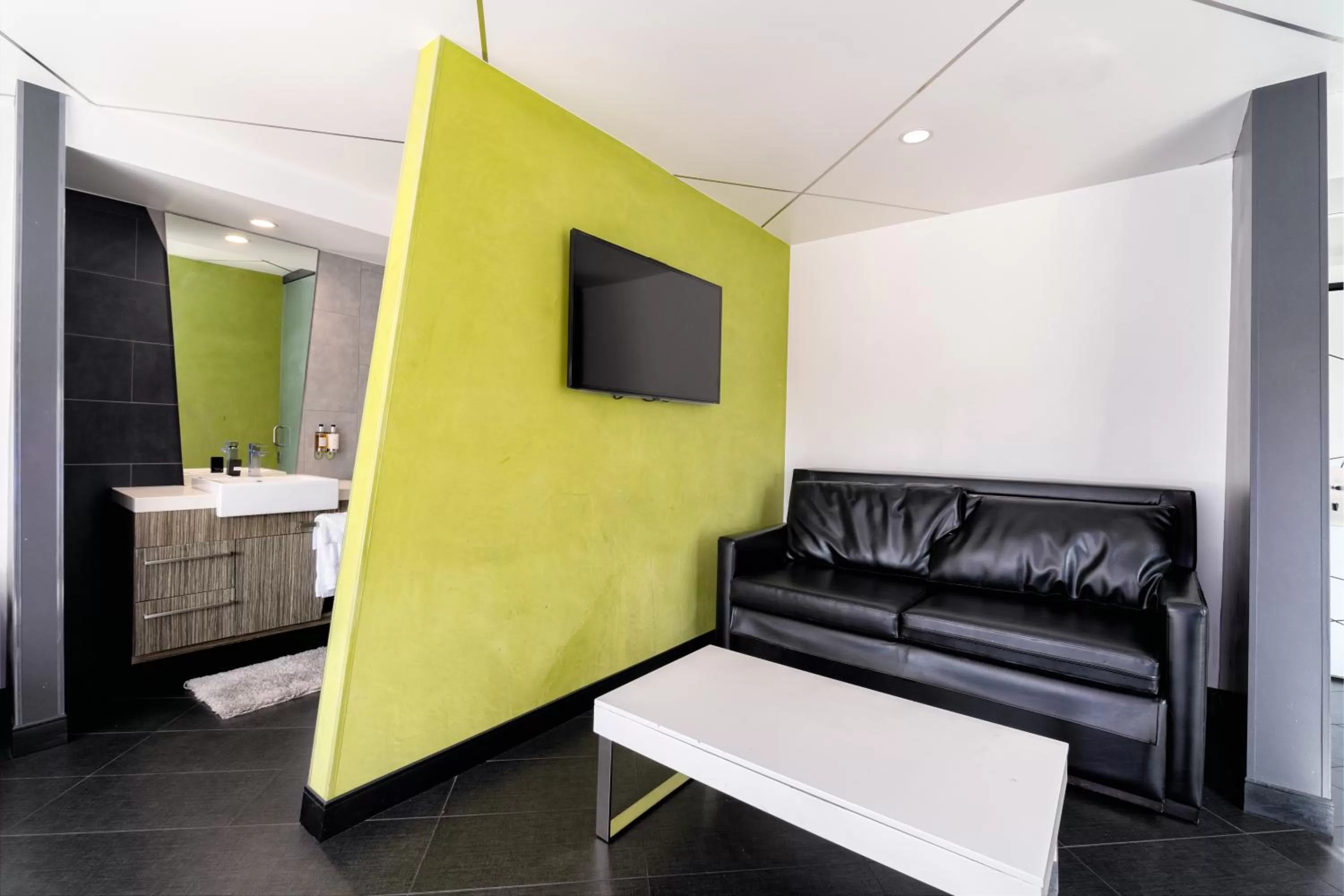 TV and multimedia in The Moment Hotel