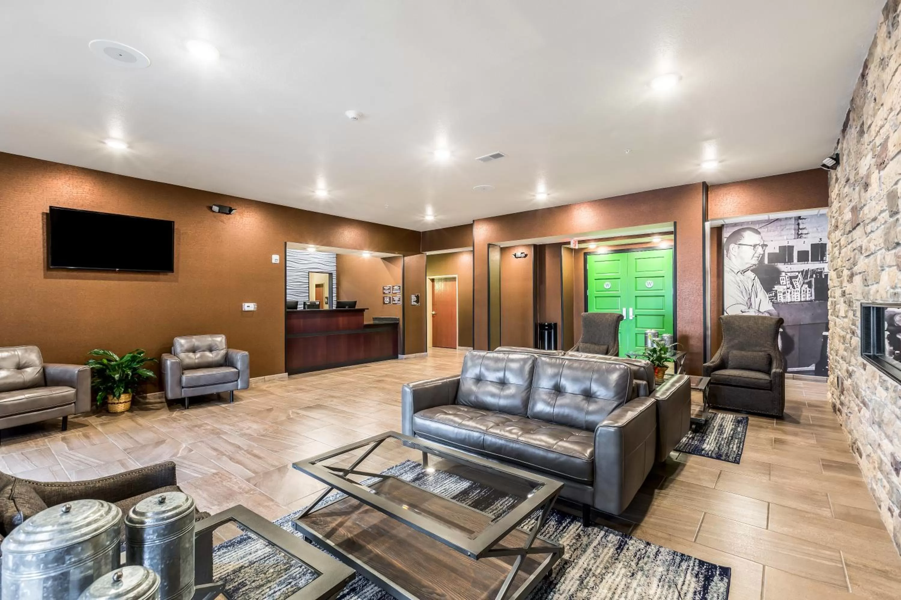 Lobby or reception in Cobblestone Hotel & Suites - Stevens Point