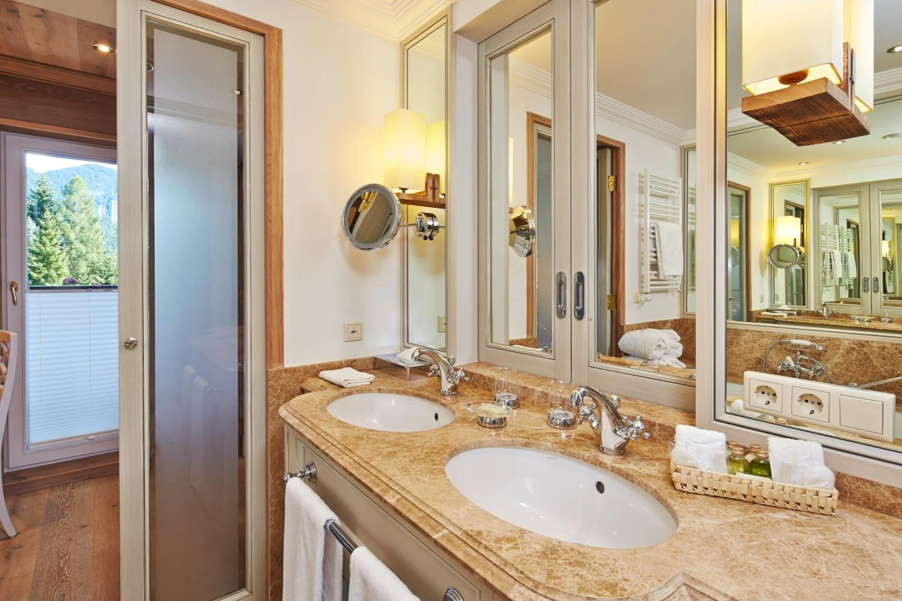 Bathroom in Astoria Resort