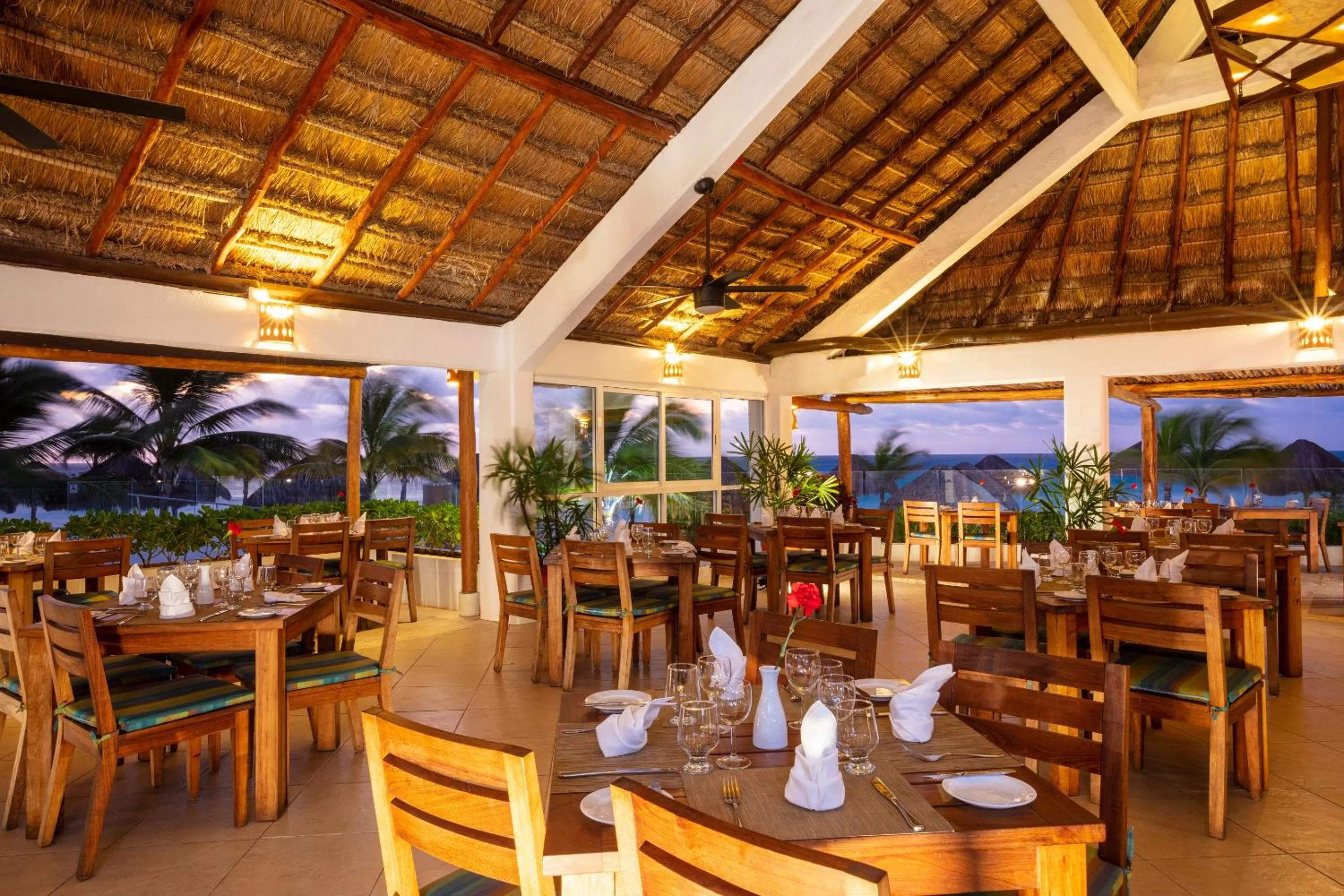 Restaurant/places to eat in Krystal Cancun