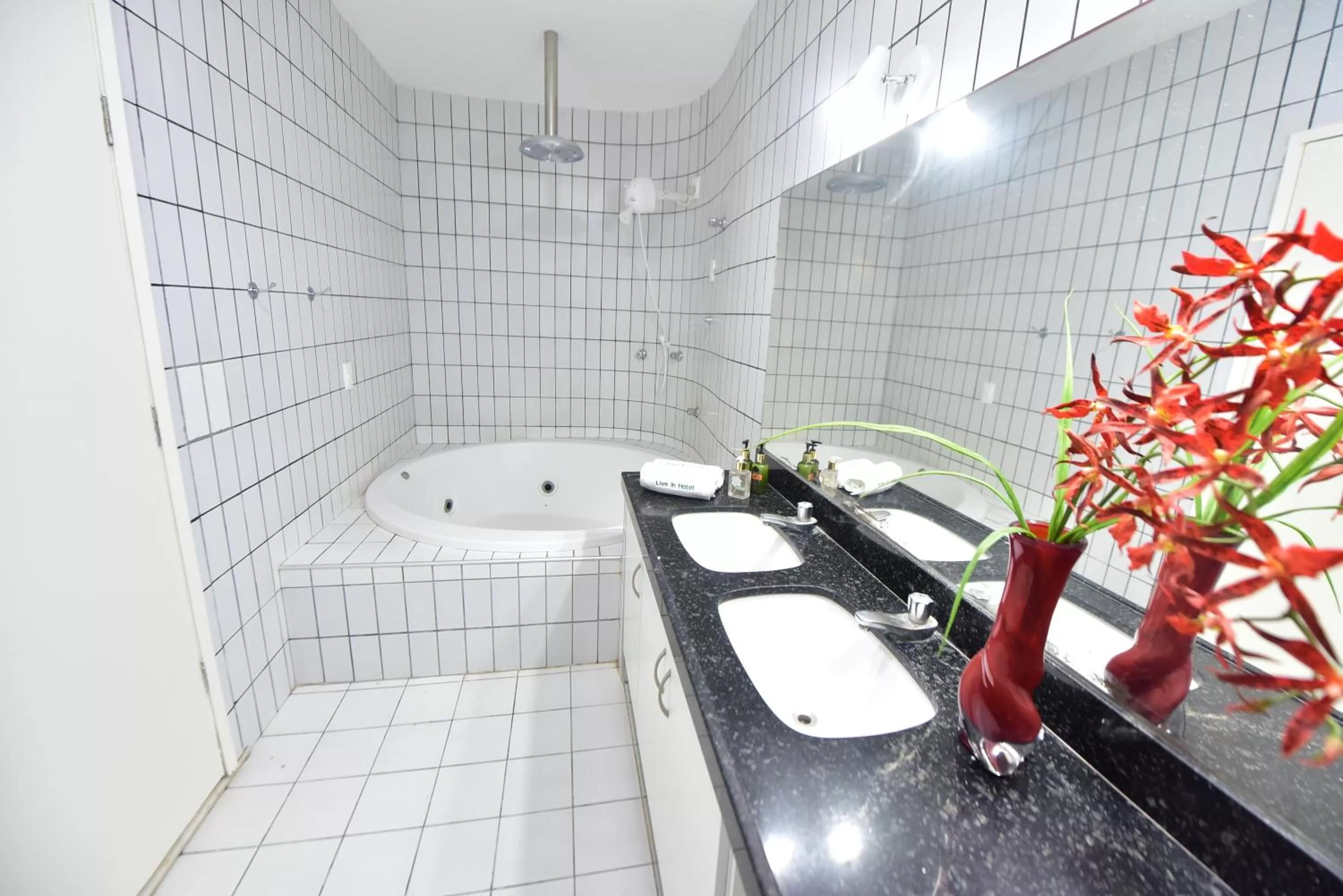 Shower in LIVE IN FORTALEZA HOTEL