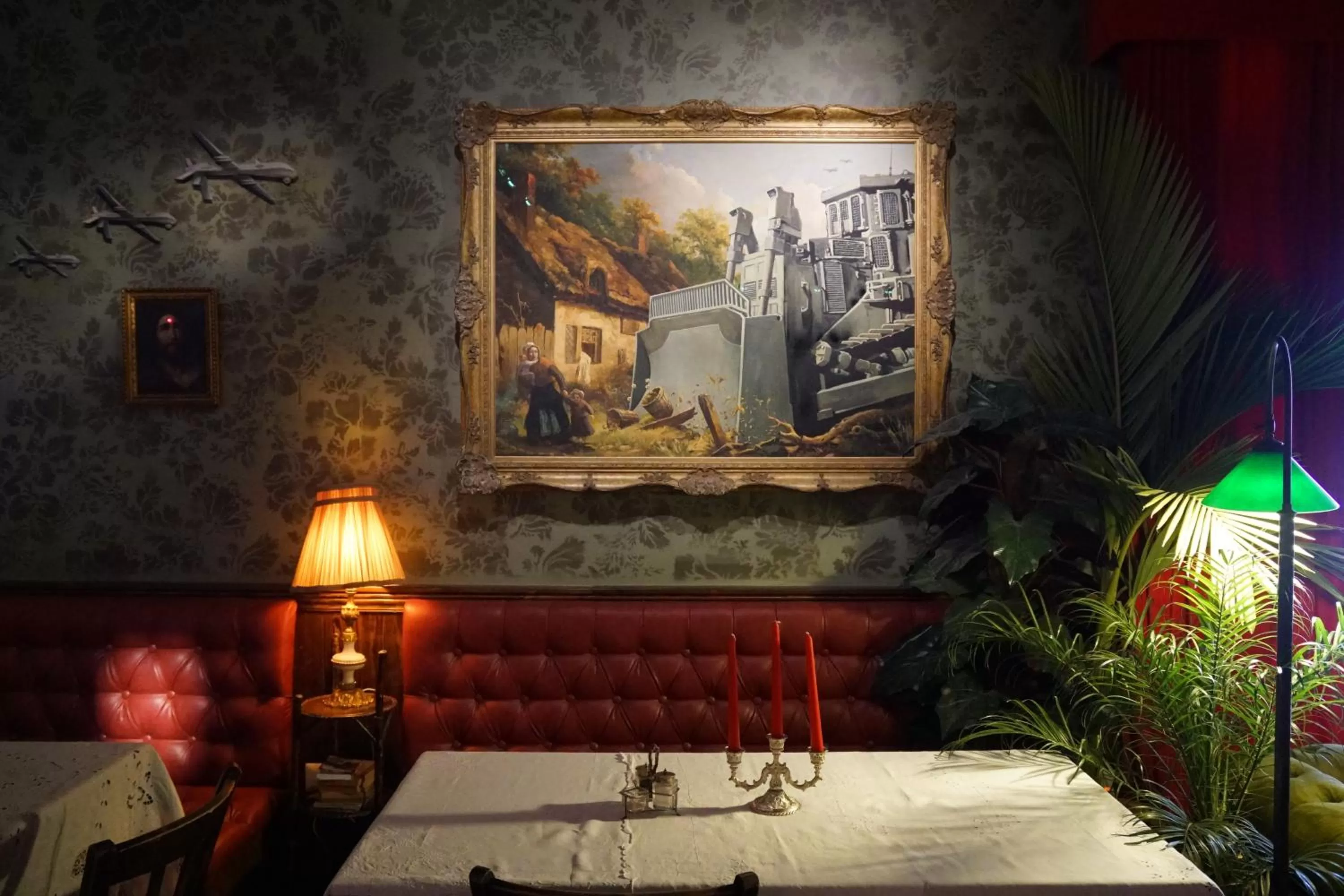 Restaurant/places to eat in The Walled Off Hotel