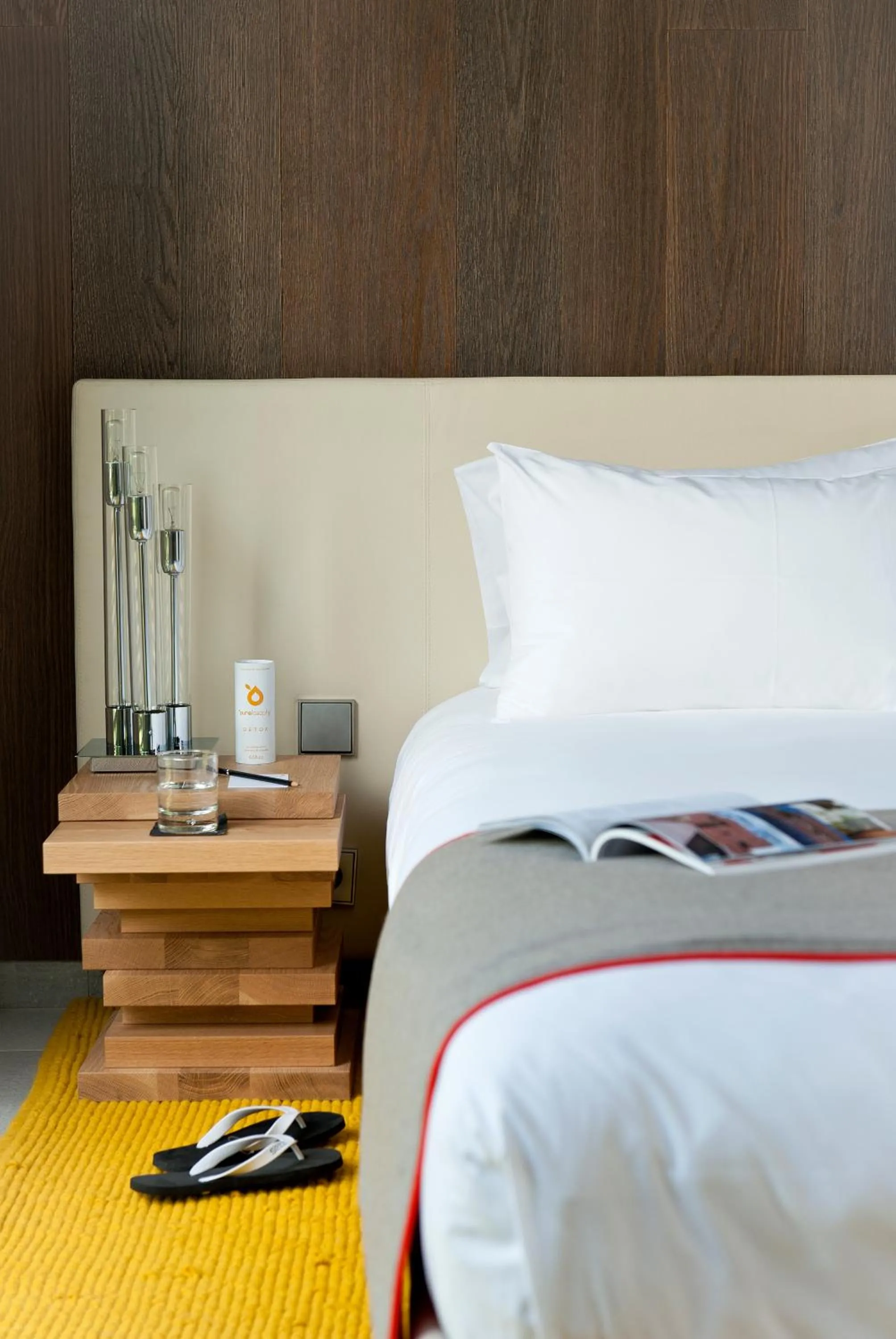 Bedroom, Bed in Sezz Saint-Tropez