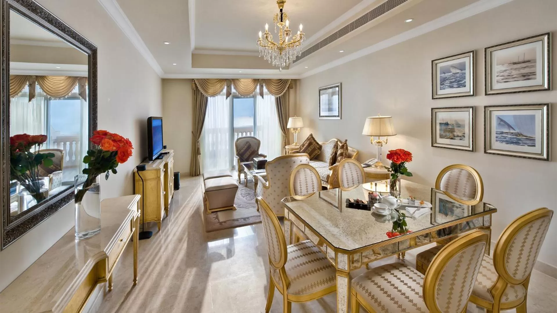 Living room in Kempinski Hotel & Residences Palm Jumeirah