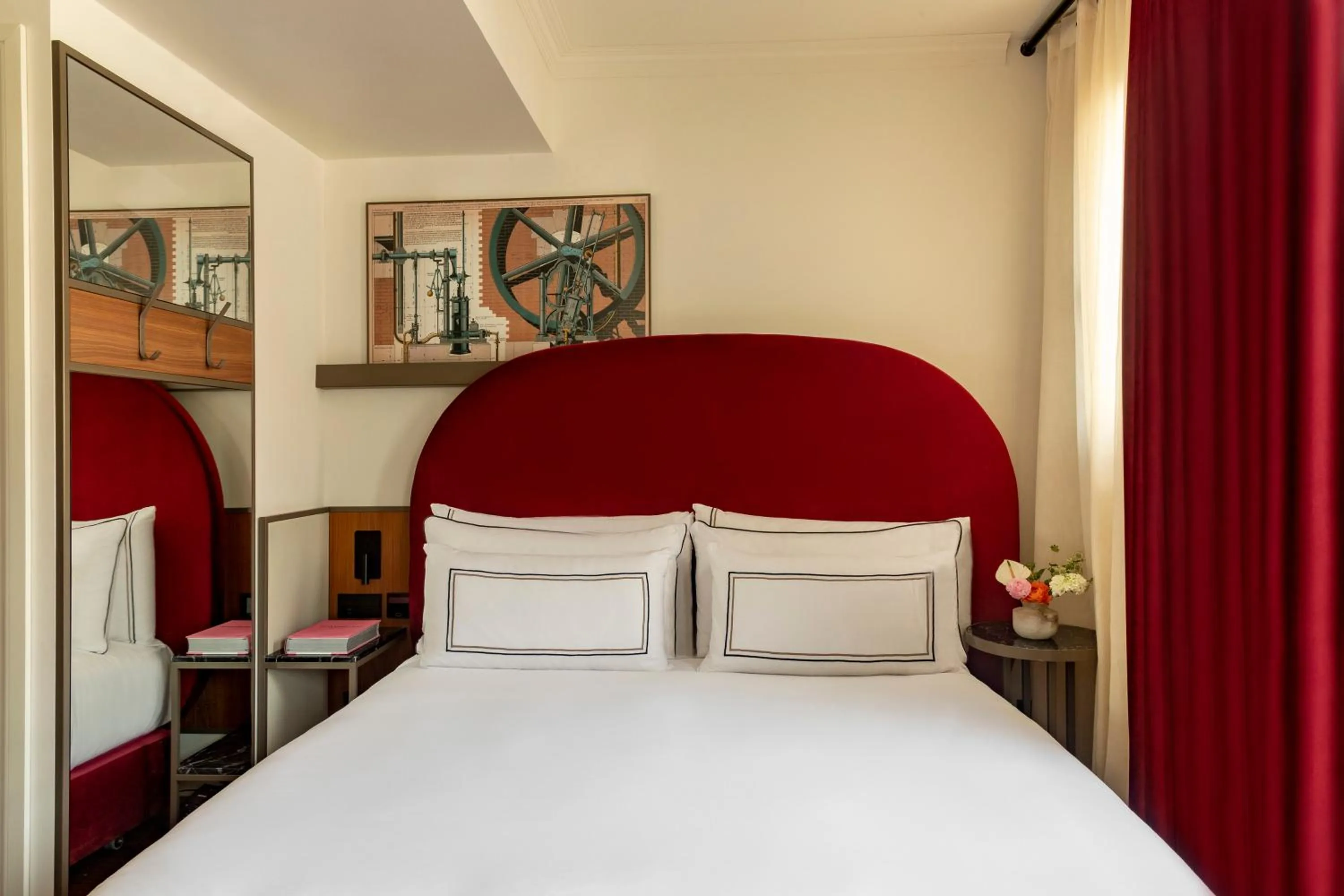 Bed in Villa Marquis a Member of Melia Collection Tour Eiffel