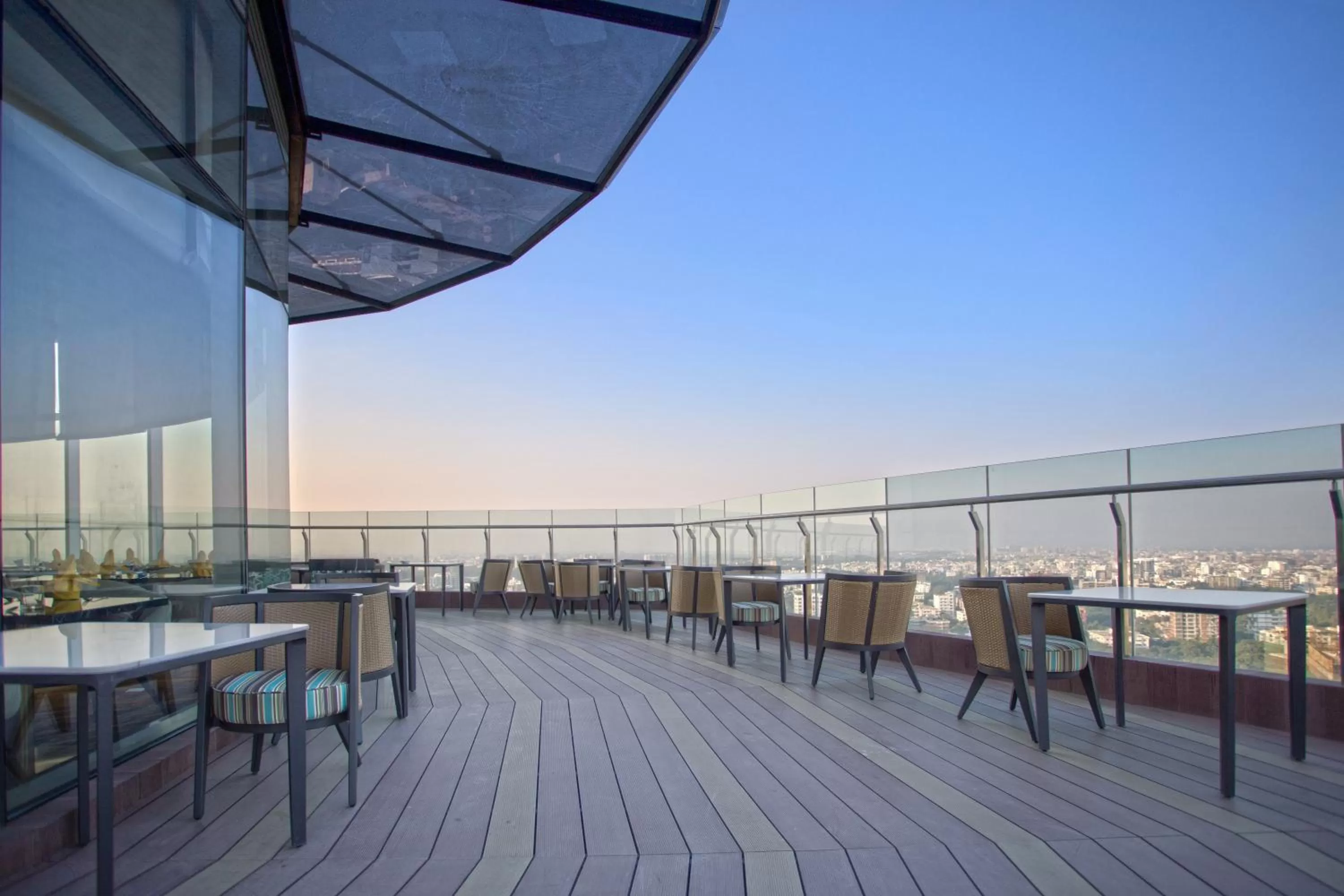 Restaurant/places to eat in Crowne Plaza Dhaka Gulshan by IHG