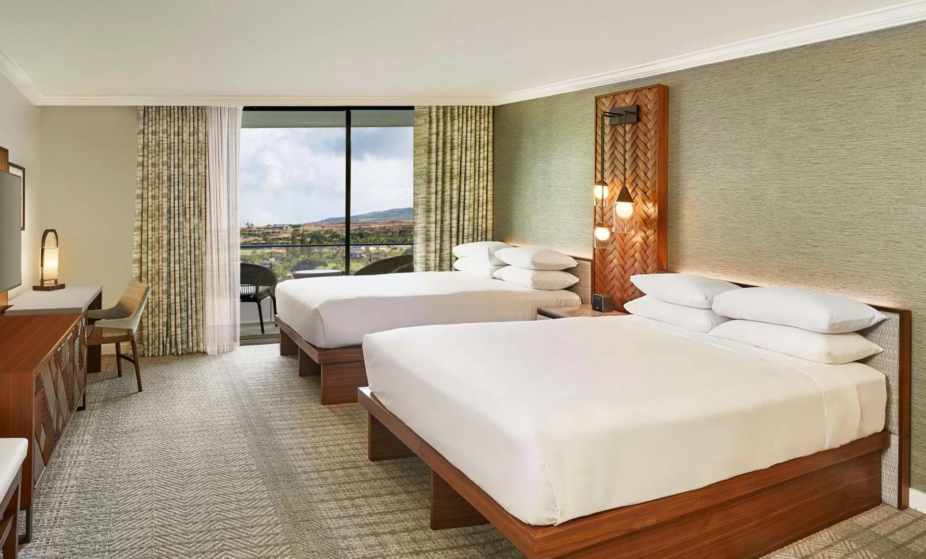 Photo of the whole room, Bed in Hyatt Regency Maui Resort & Spa