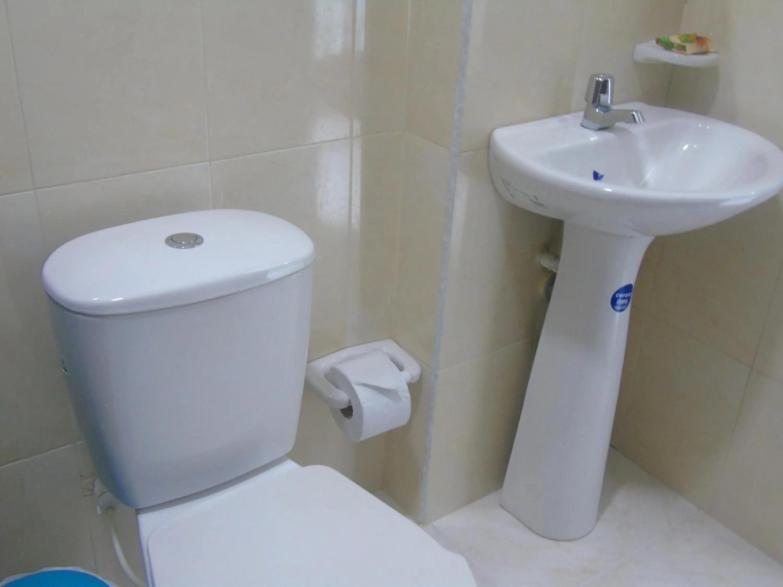 Bathroom in Blue Emerald Inn