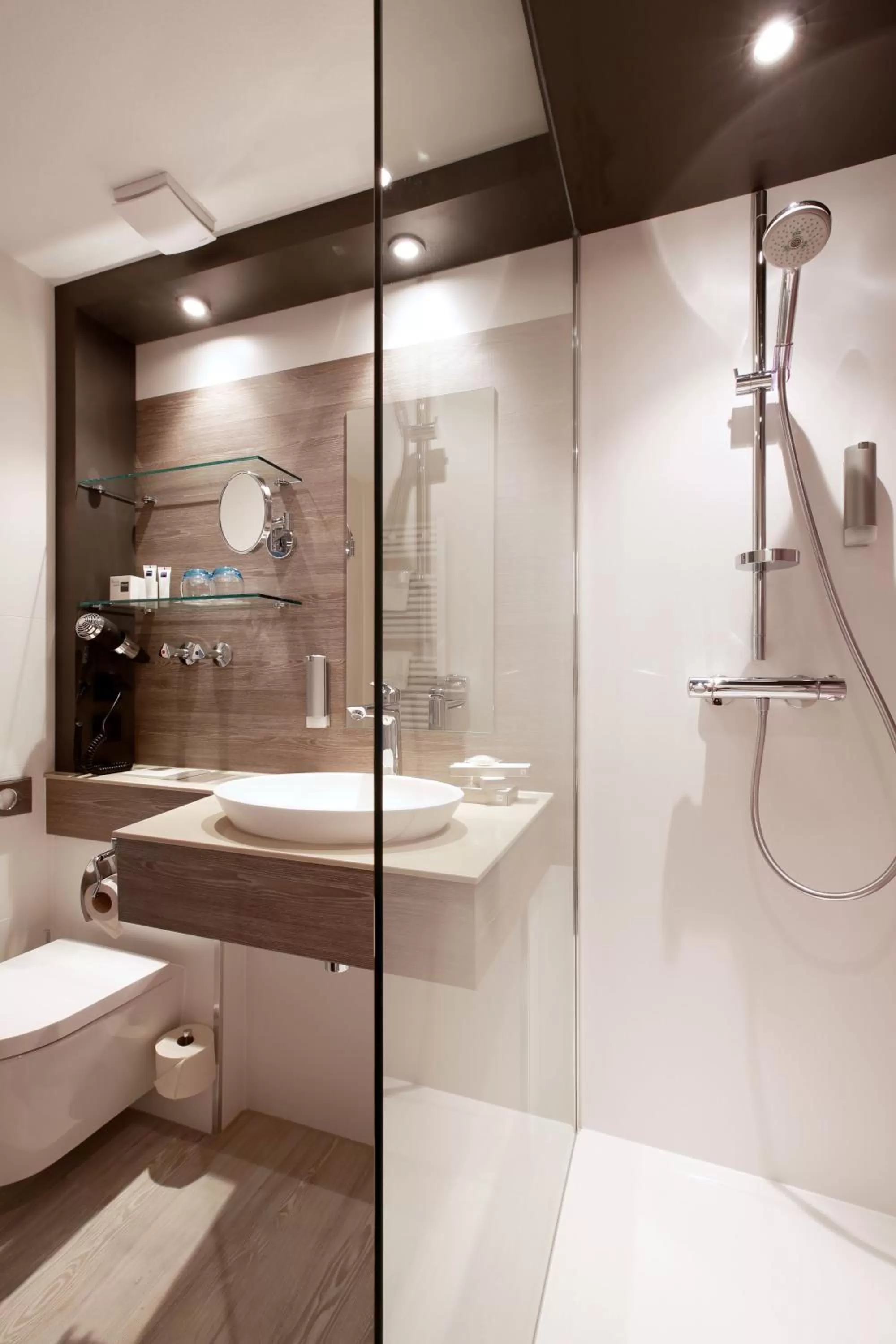 Shower in Dorint Resort Winterberg