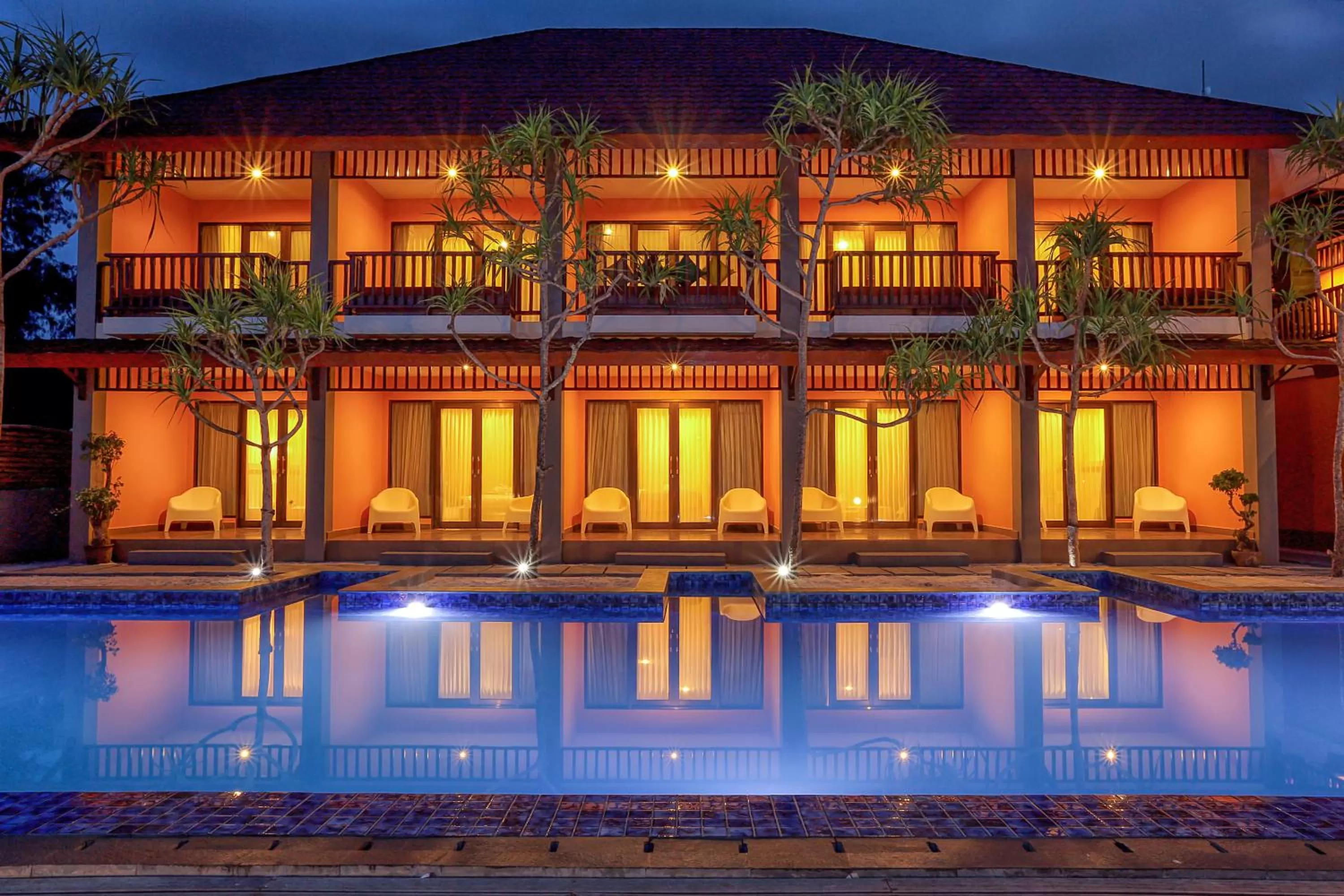 Swimming pool, Property Building in Sunset House Gili Meno