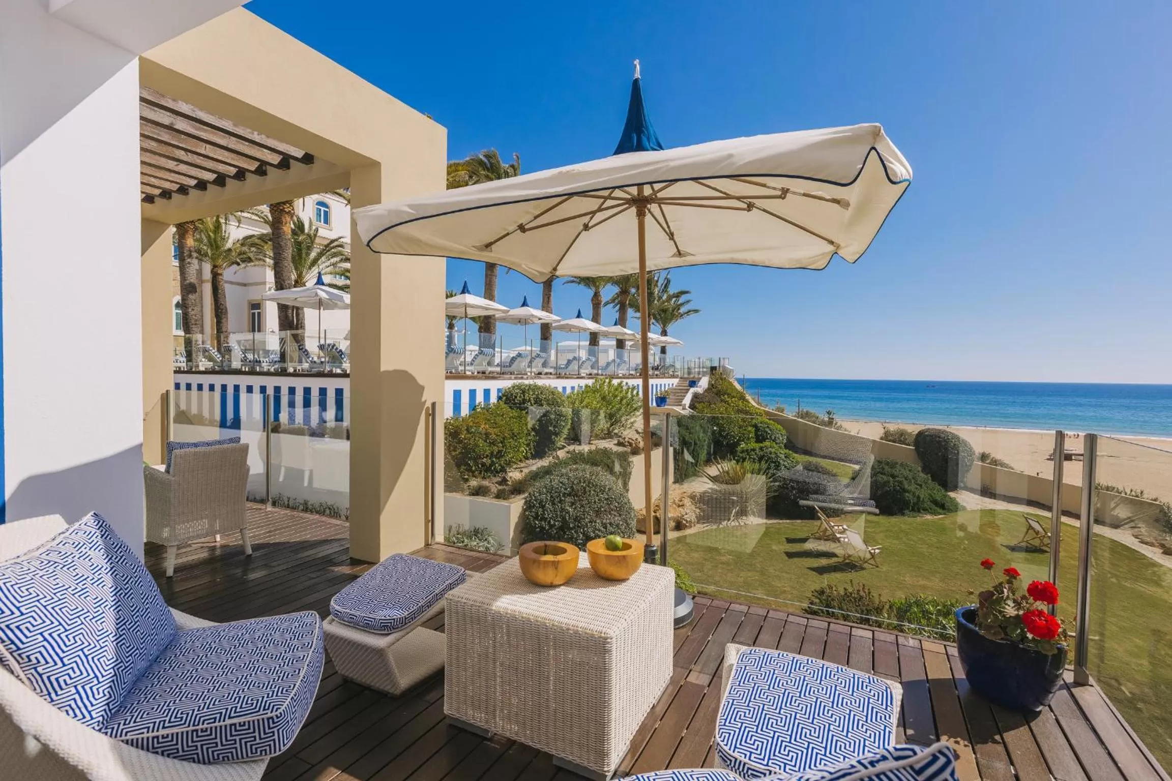 Balcony/Terrace in Bela Vista Hotel & Spa - Relais & Chateaux