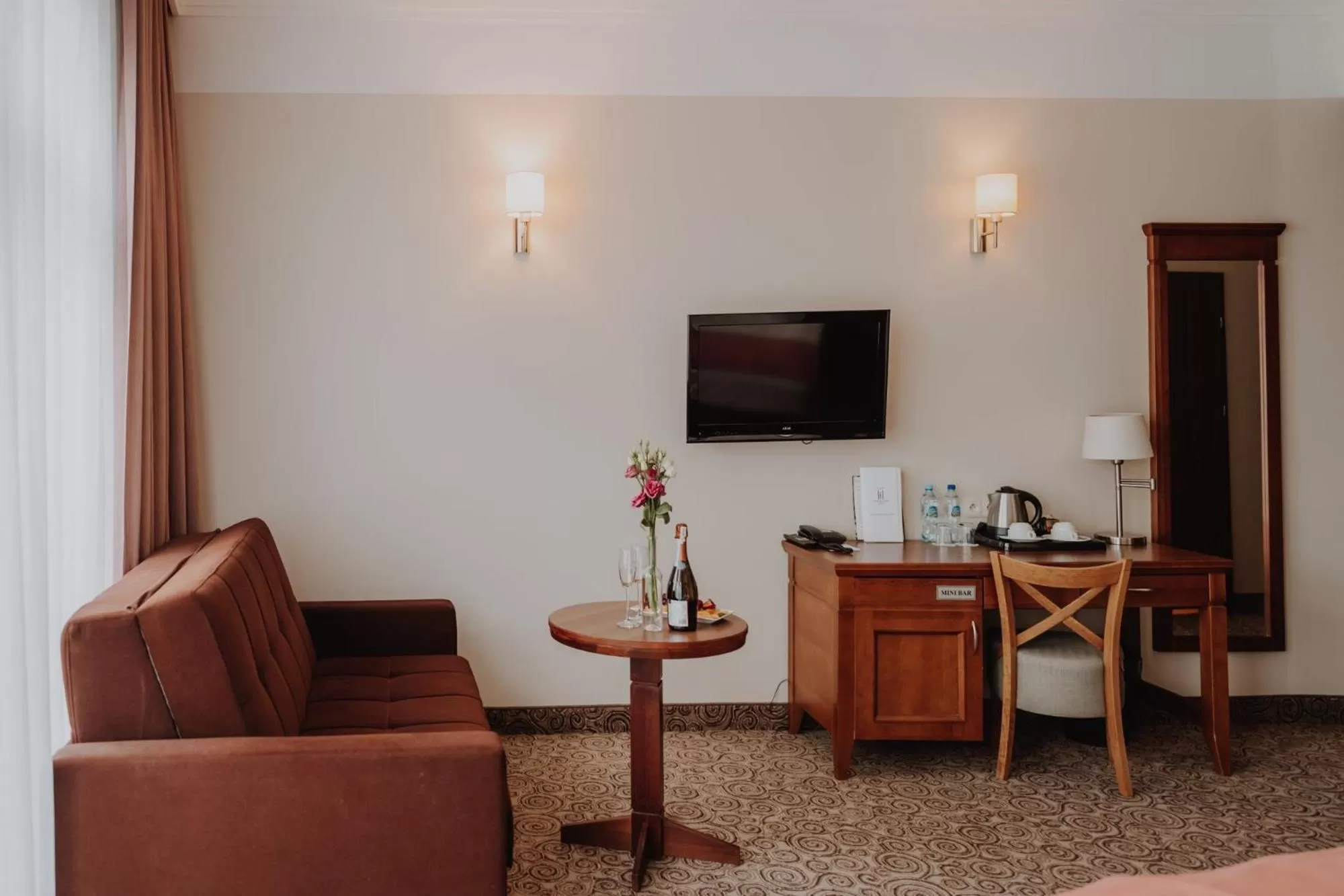 Seating area in Hotel Esperanto