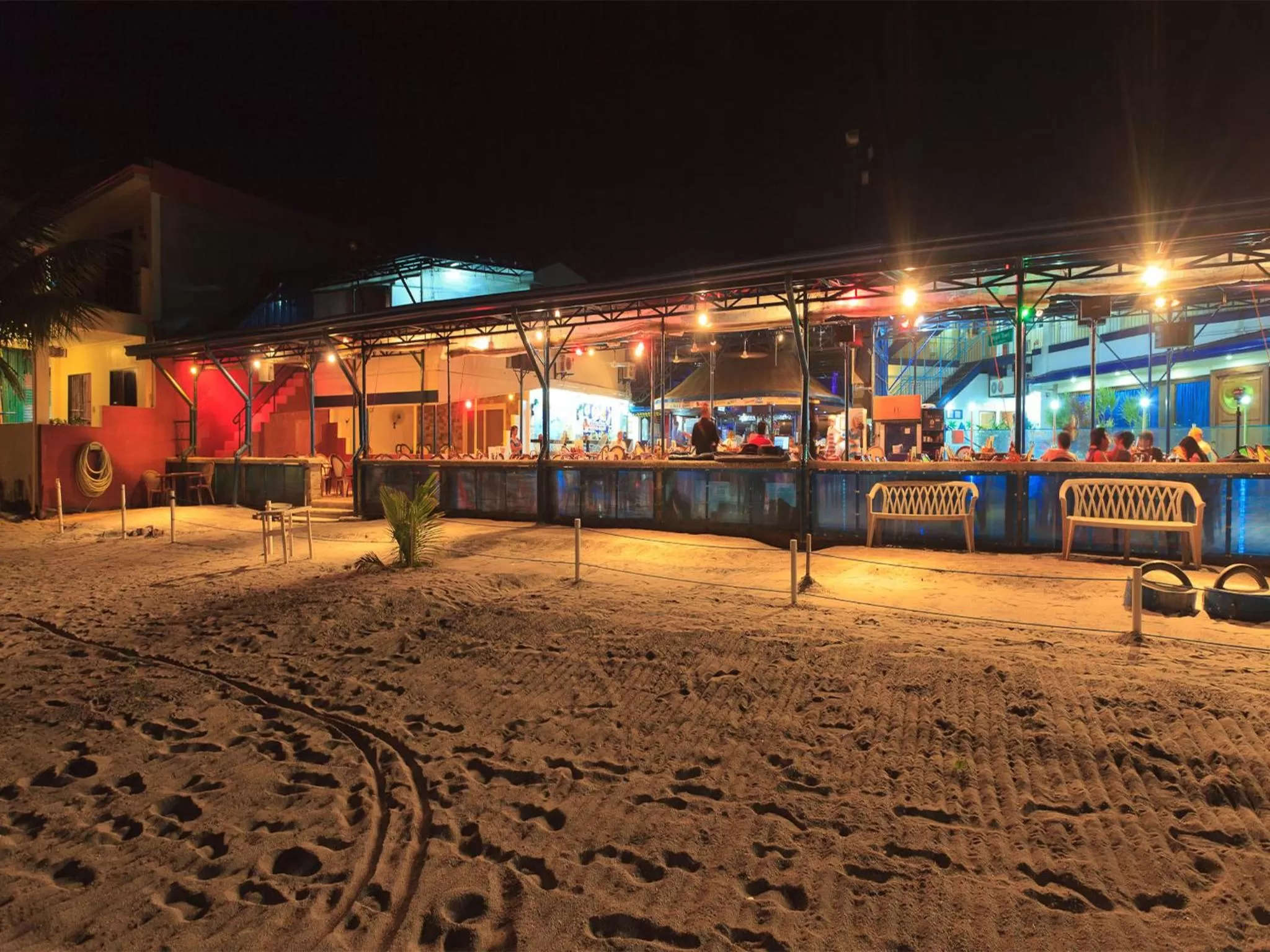 Restaurant/places to eat, Property Building in Blue Rock Resort