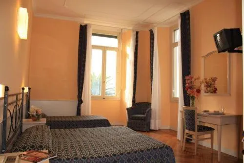 Photo of the whole room, Bed in Hotel Excelsior Splendide