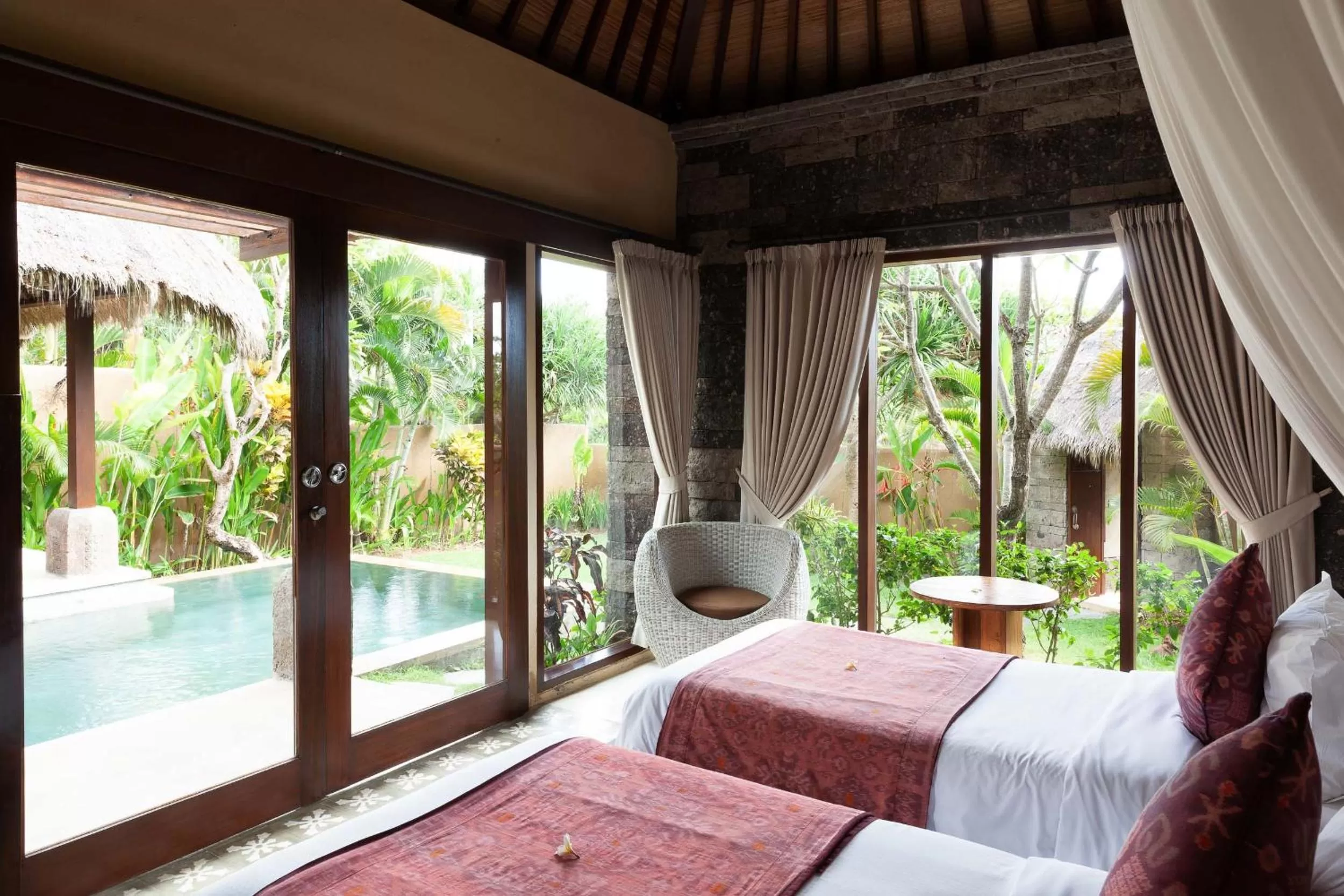 Bedroom, Bed in WakaGangga