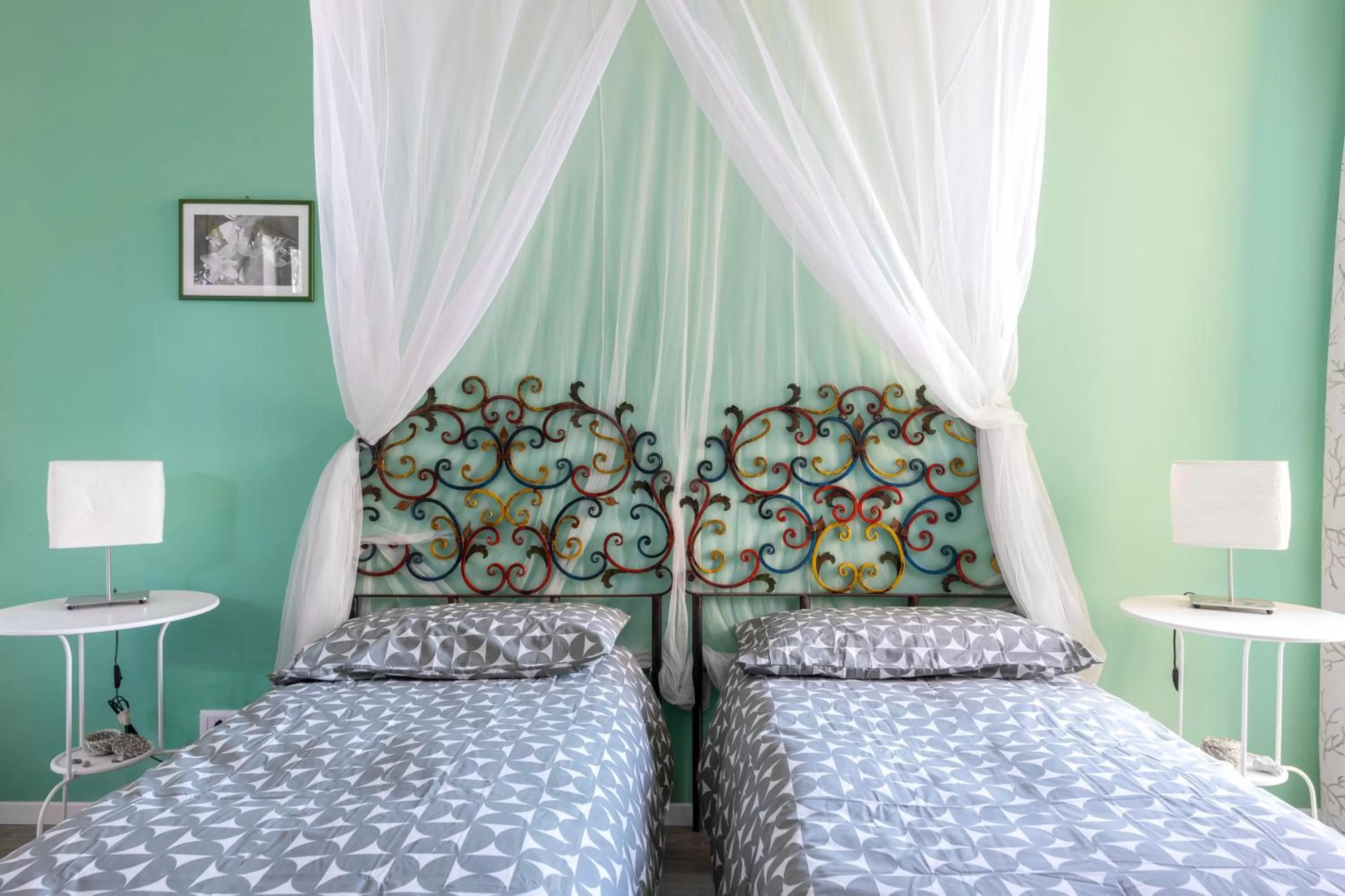 Photo of the whole room, Bed in Tauromenion Guest House