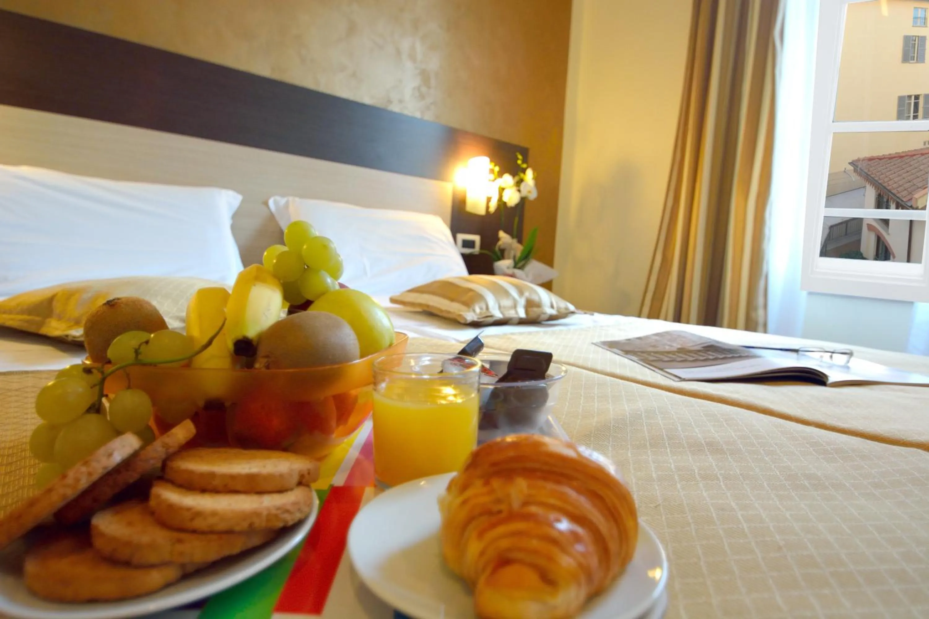 Bed in B&B Marbò Florence