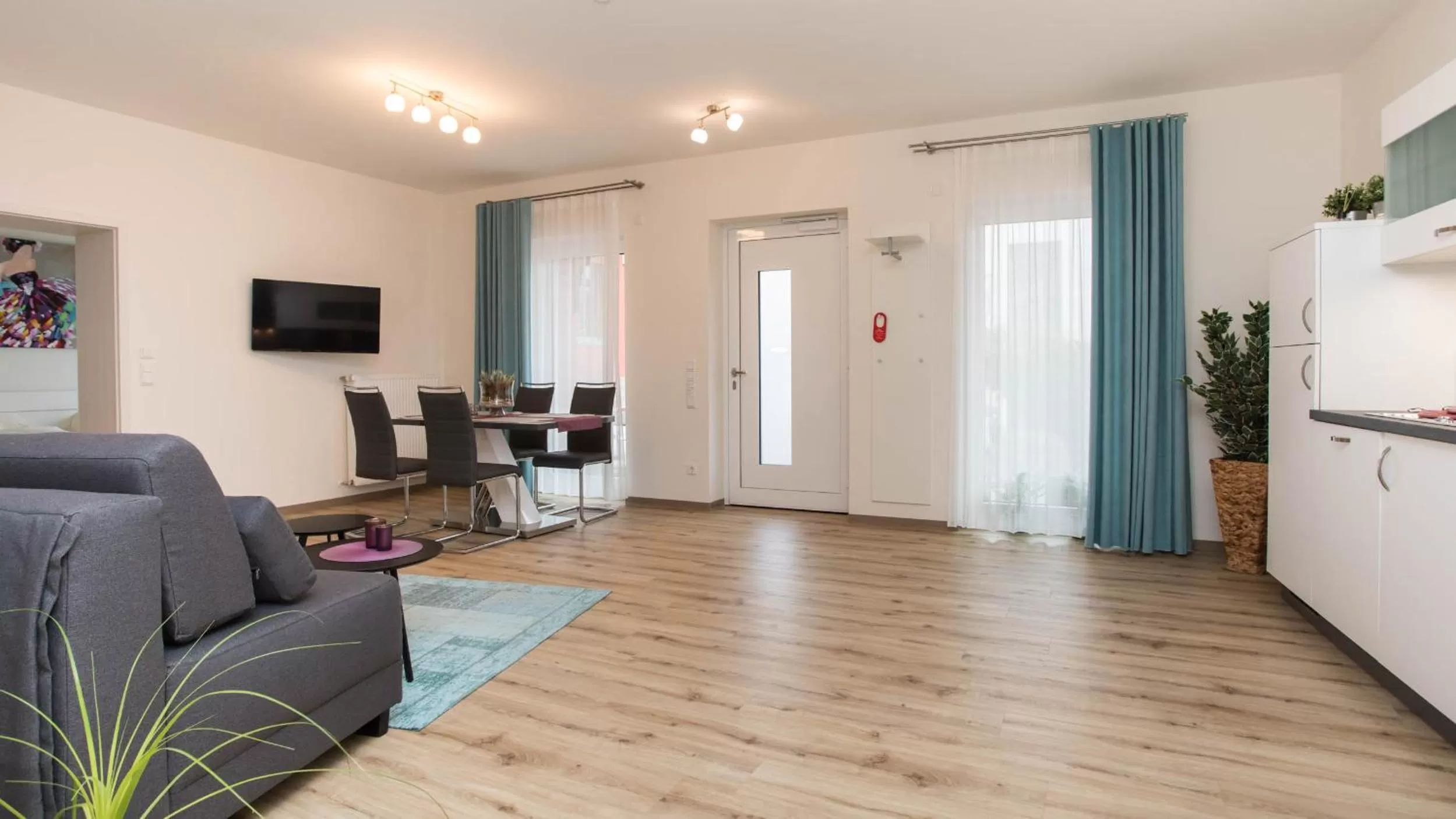 TV and multimedia in Frühstückshotel Landgasthof Kramer