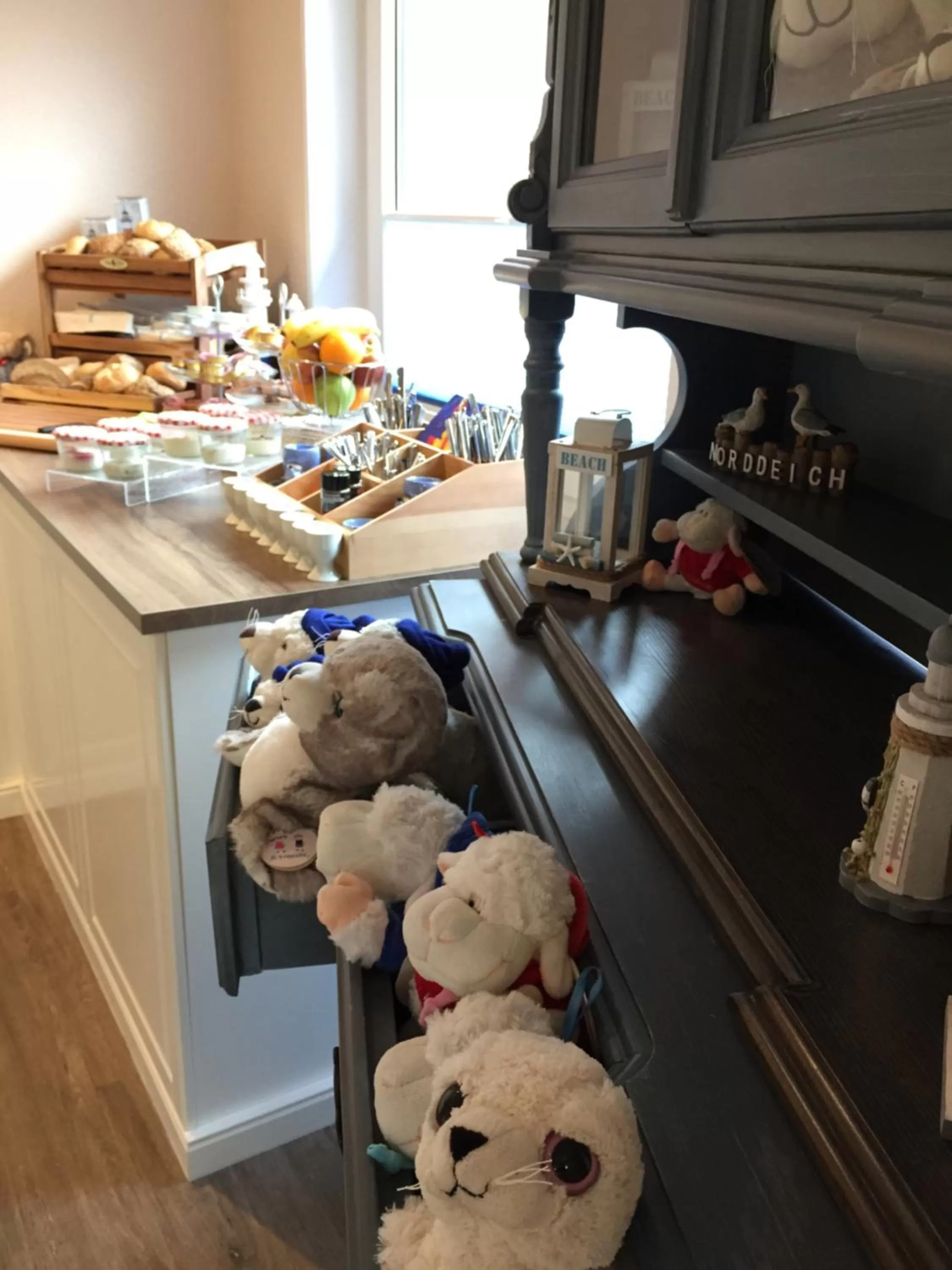 Buffet breakfast in Hotel Pension Nordseewelle