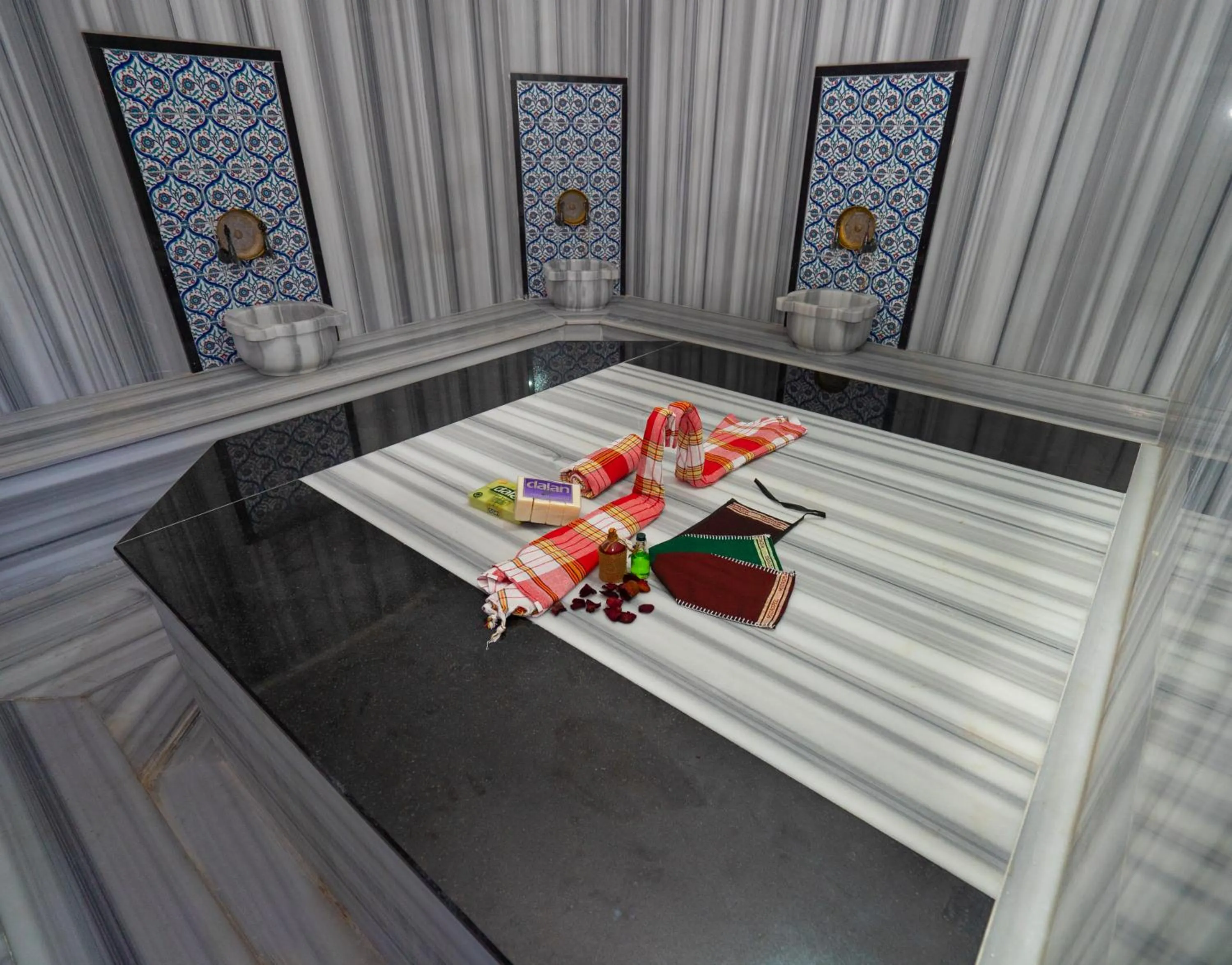 Steam room in Kleopatra Celine Hotel