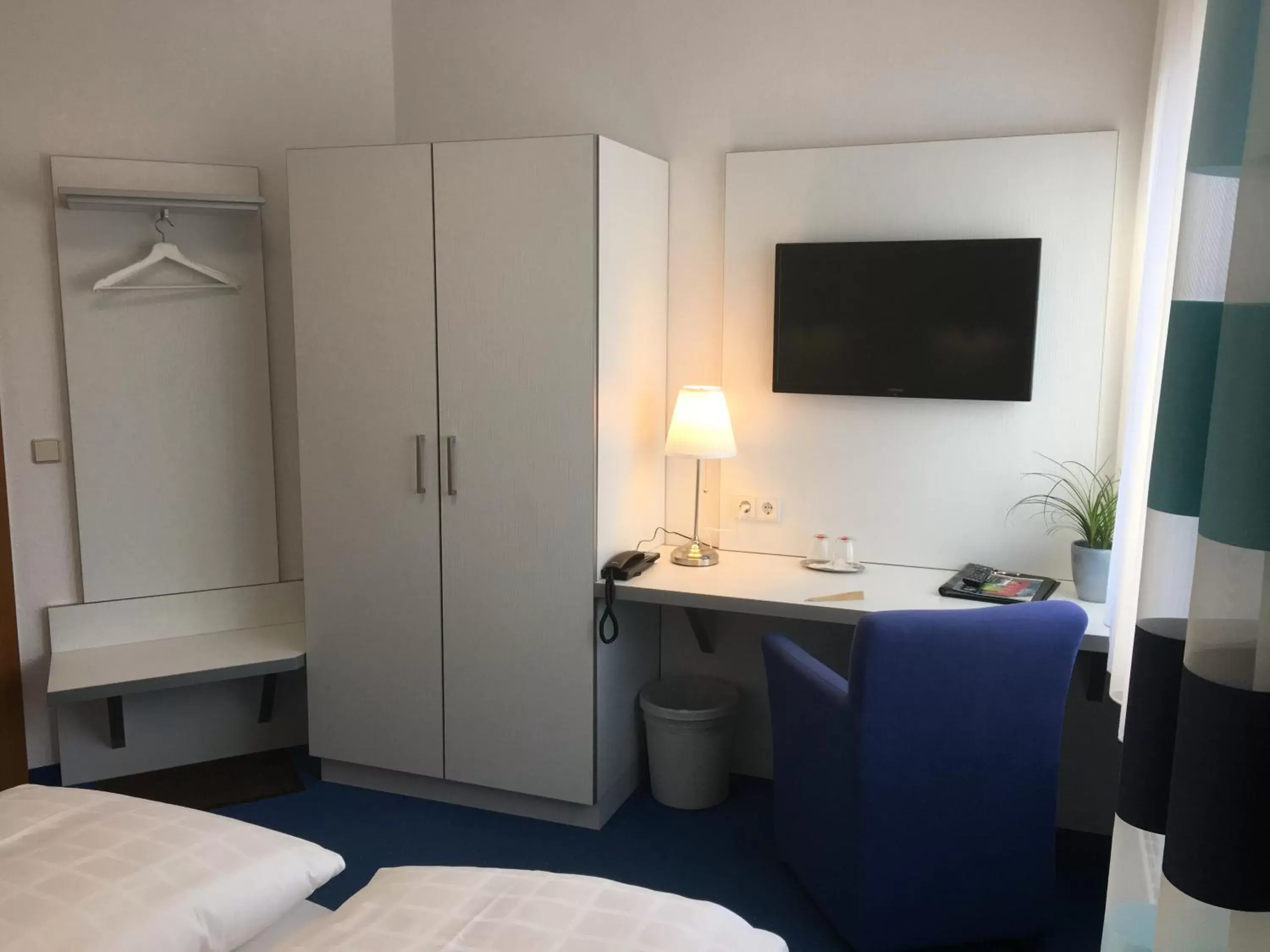 Double Room - single occupancy in Hotel & Restaurant Park Cafe ISA Double Room - single occupancy in Hotel & Restaurant Park Cafe ISA