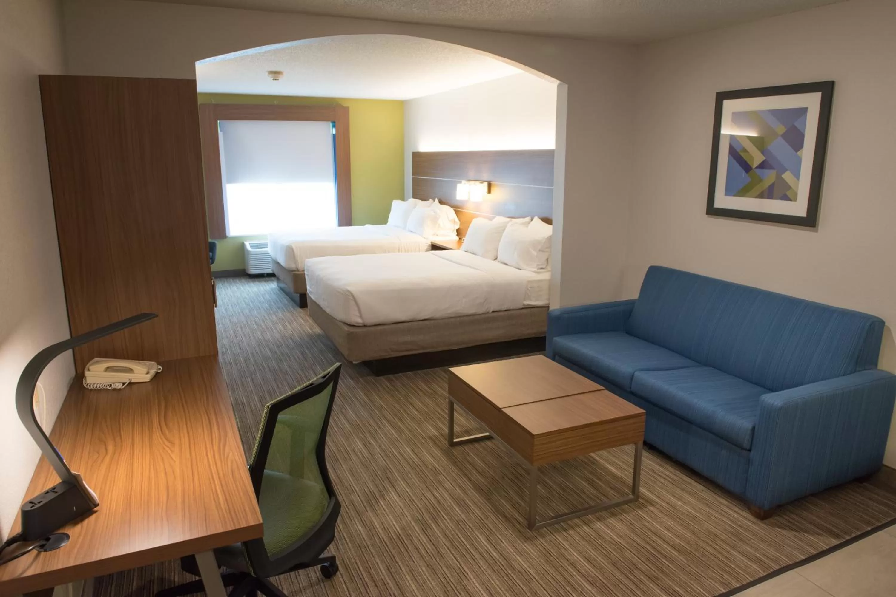 Bedroom, Bed in Holiday Inn Express Hotel & Suites Elkhart-South by IHG