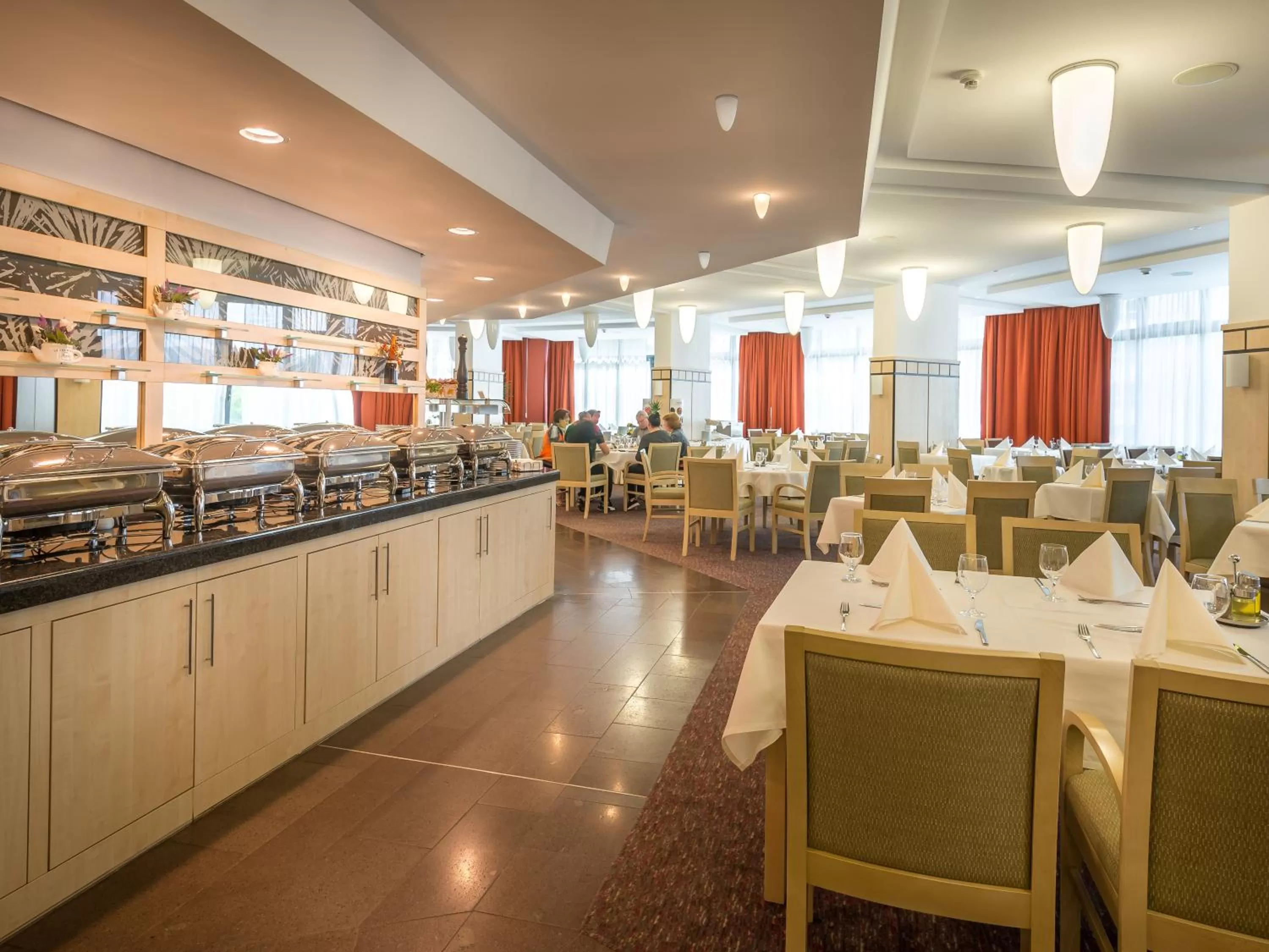 Buffet breakfast in Ensana Bradet