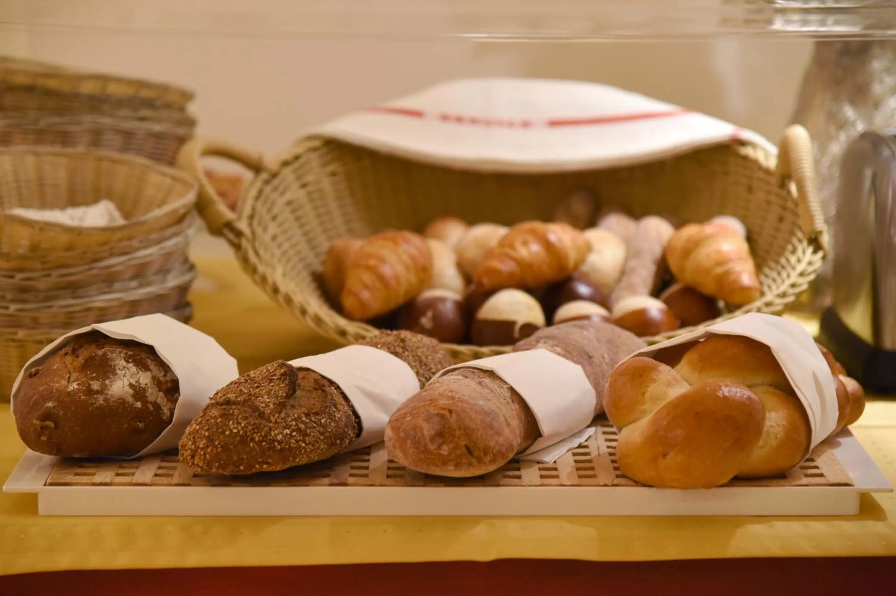 Buffet breakfast in Hotel Hirschen