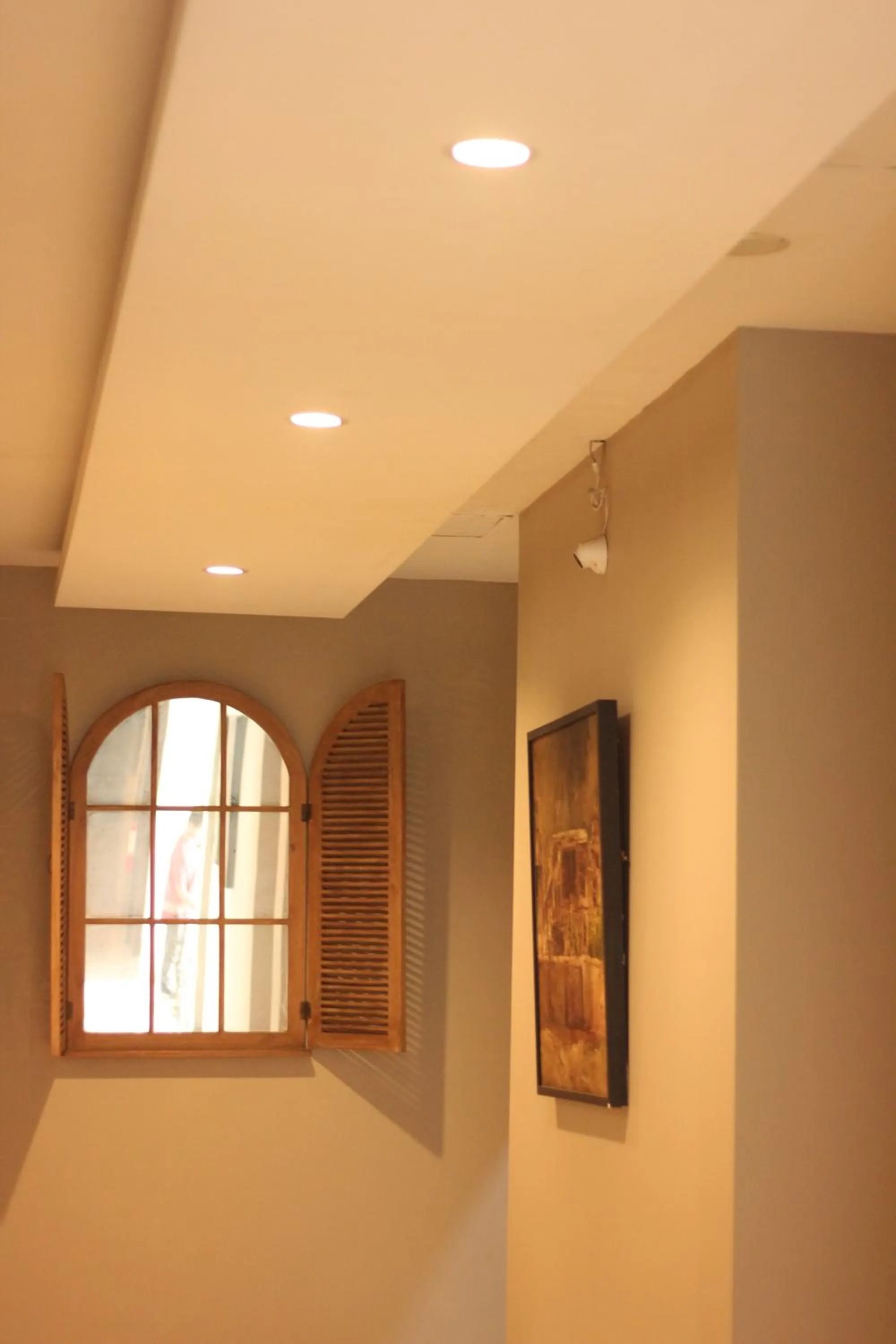 Lounge or bar in Bale Ocasa by Behomy