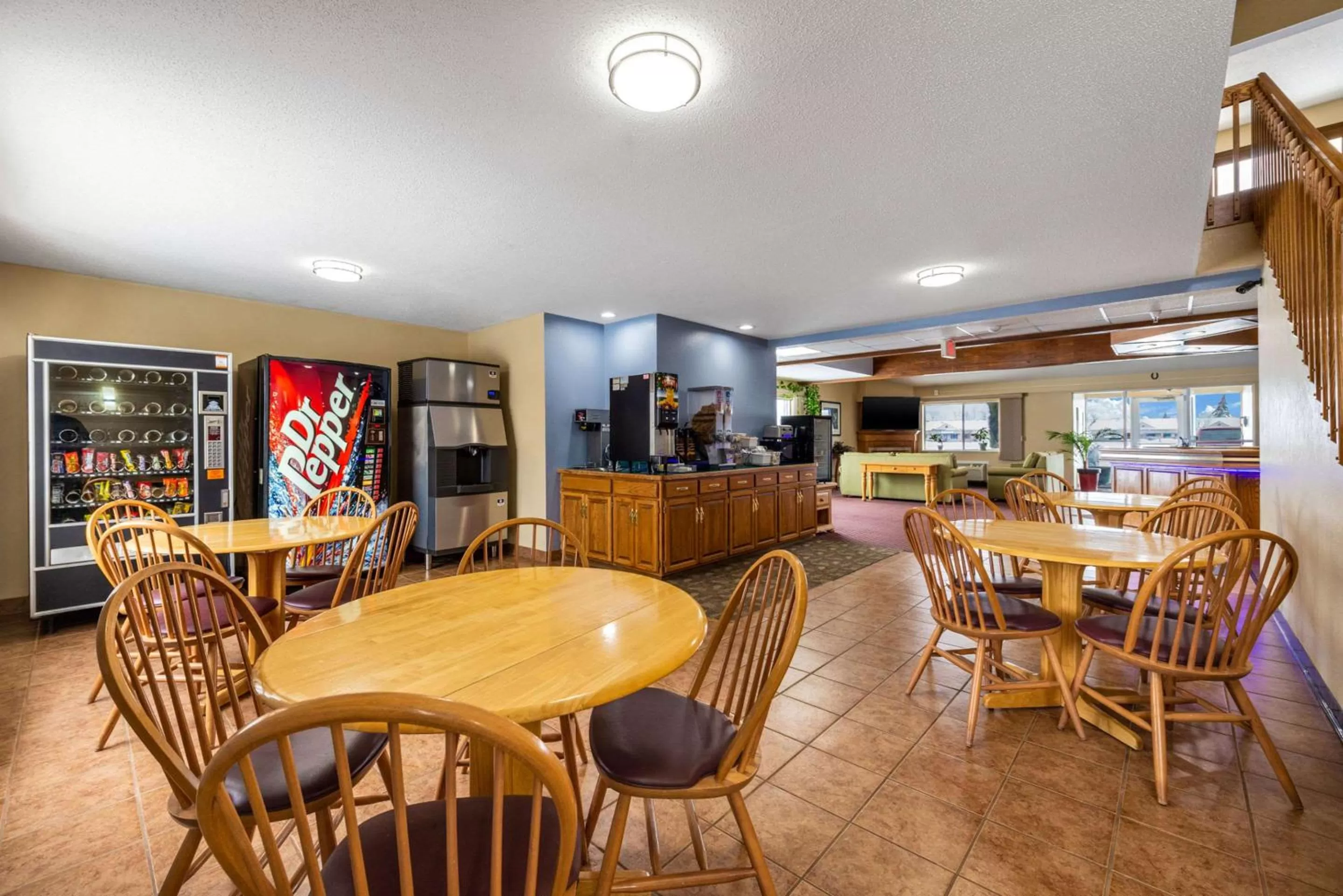 Restaurant/places to eat in Rodeway Inn Milaca