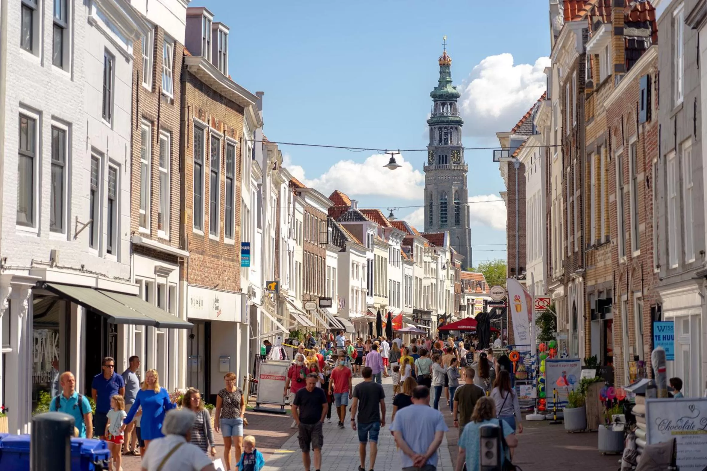 Neighbourhood, Neighborhood in Hotel St Joris I Kloeg Collection